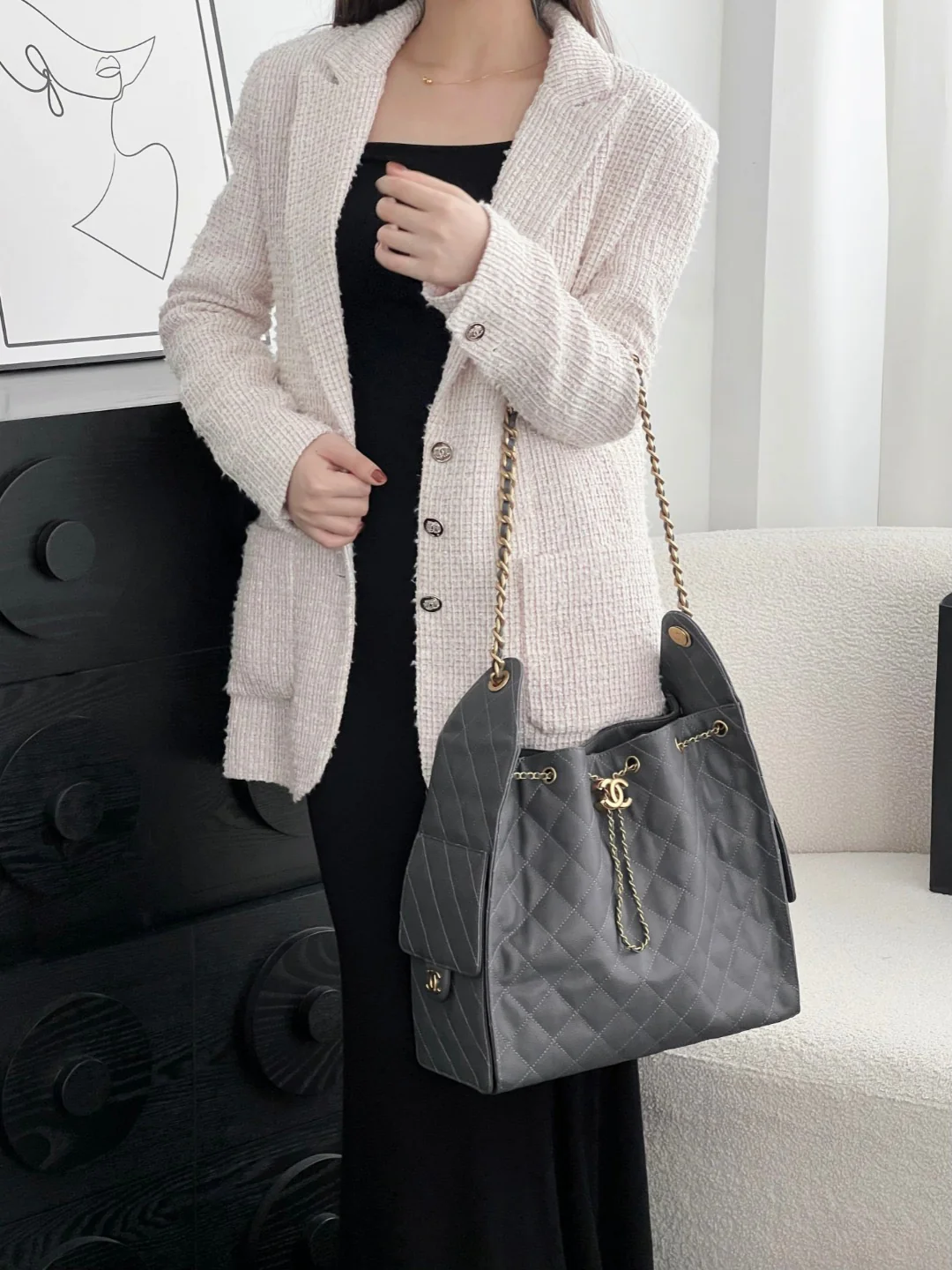 Chan 25A hobo bags