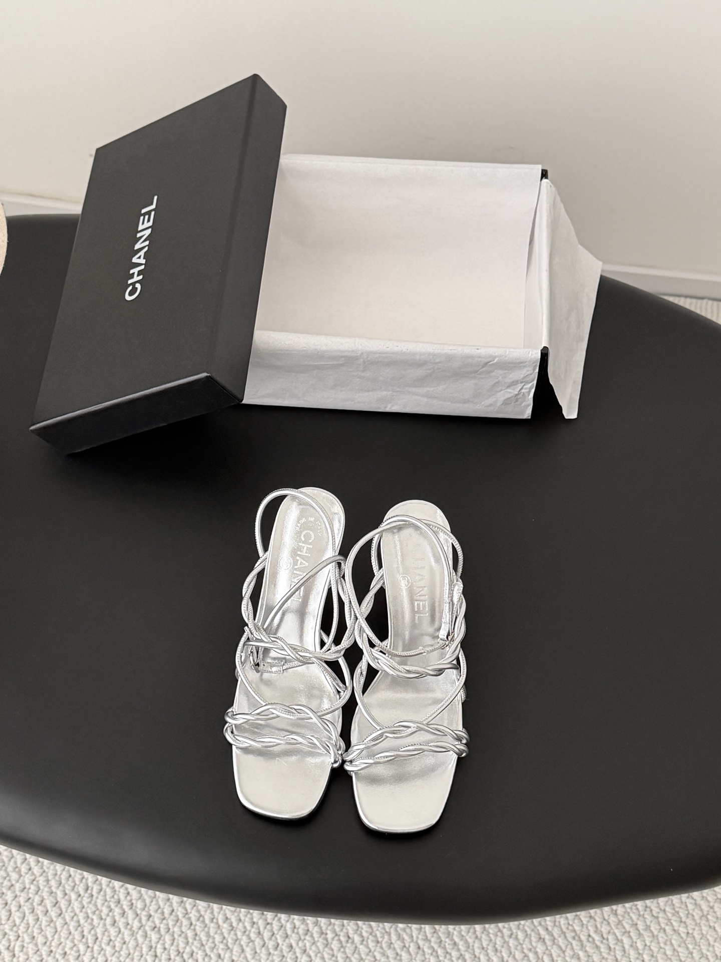 Chan 26K kitten sandals