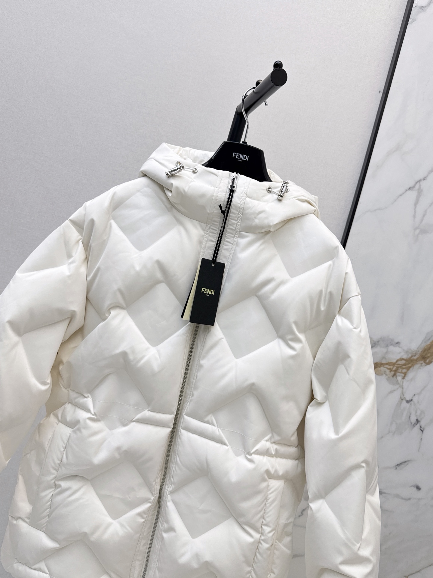 Fen 26fw hooded down jacket