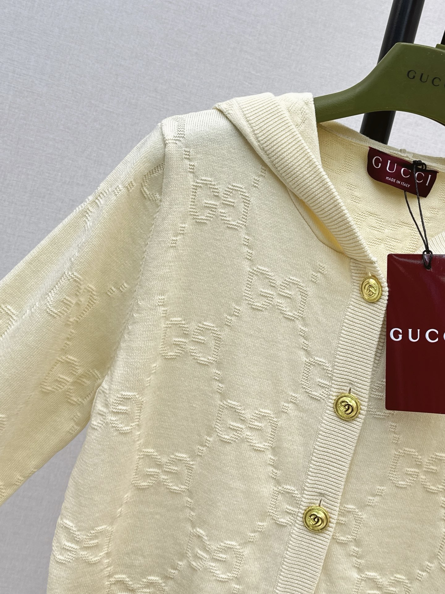 Guc 26fw hooded knit cardigan