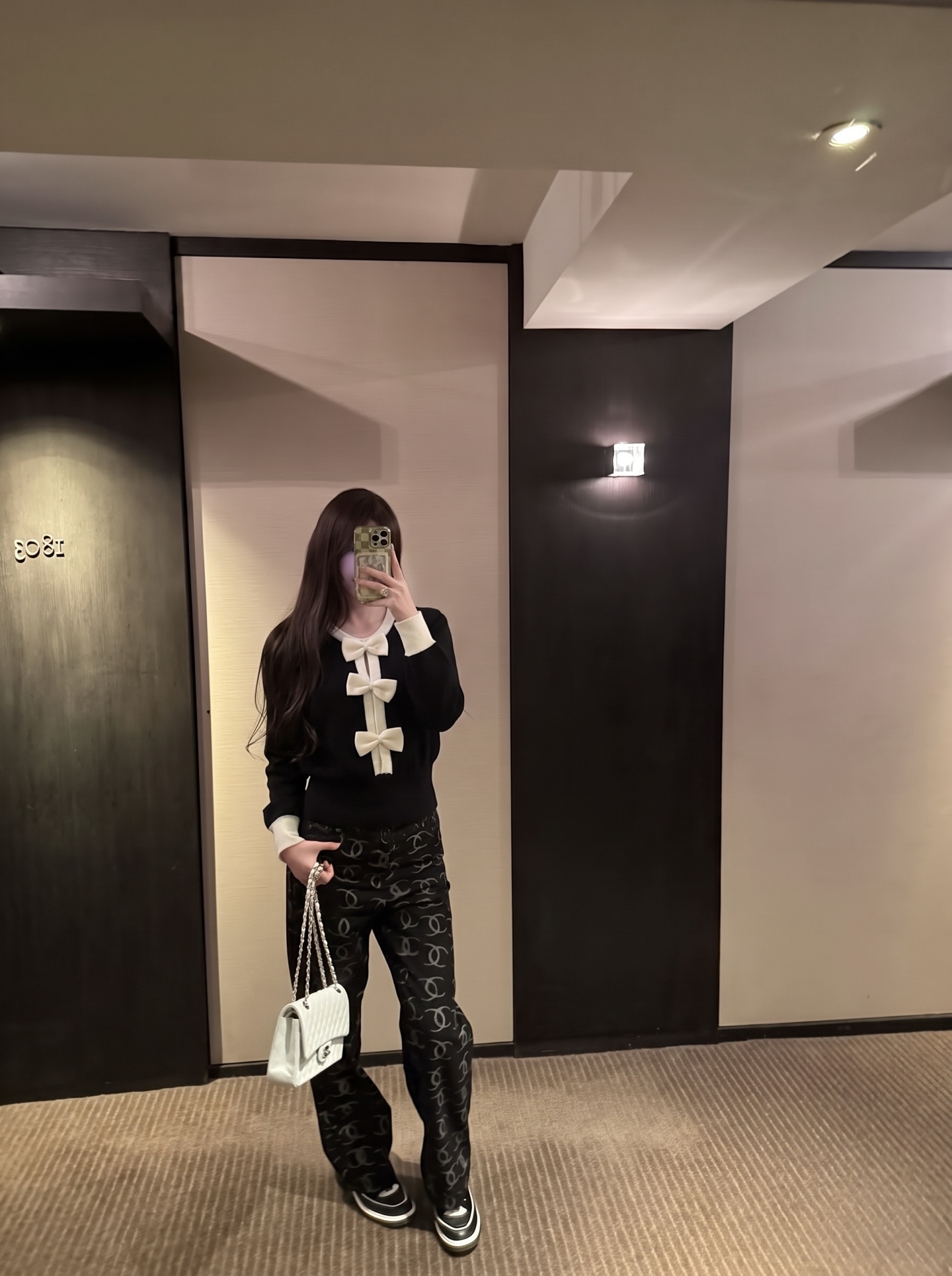 Chan 26fw 3d bow sweater