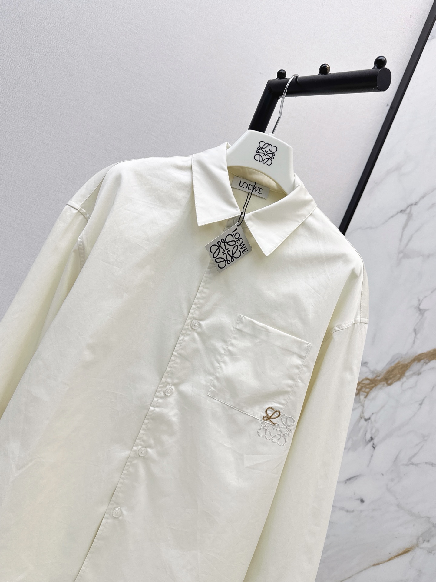 Loe 26fw shirt