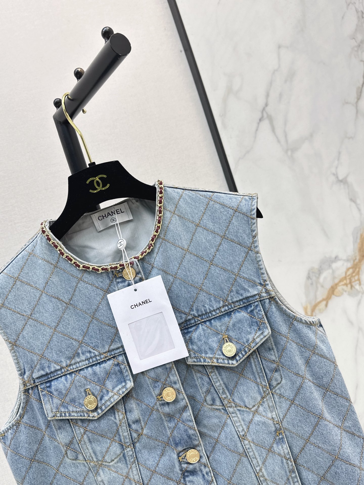 Chan 26fw cropped vest jacket
