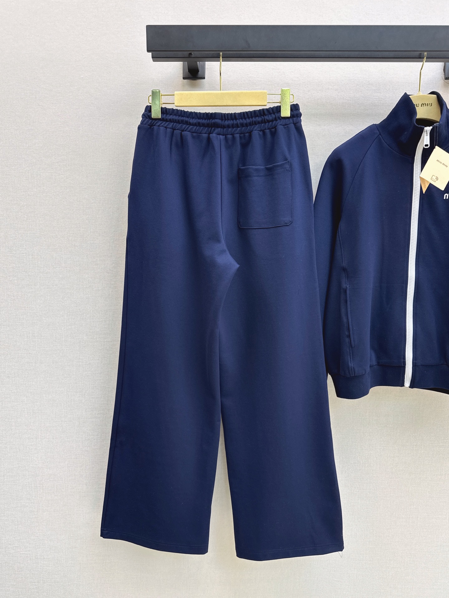 Miu 26fw zipper jacket drawstring pants sets