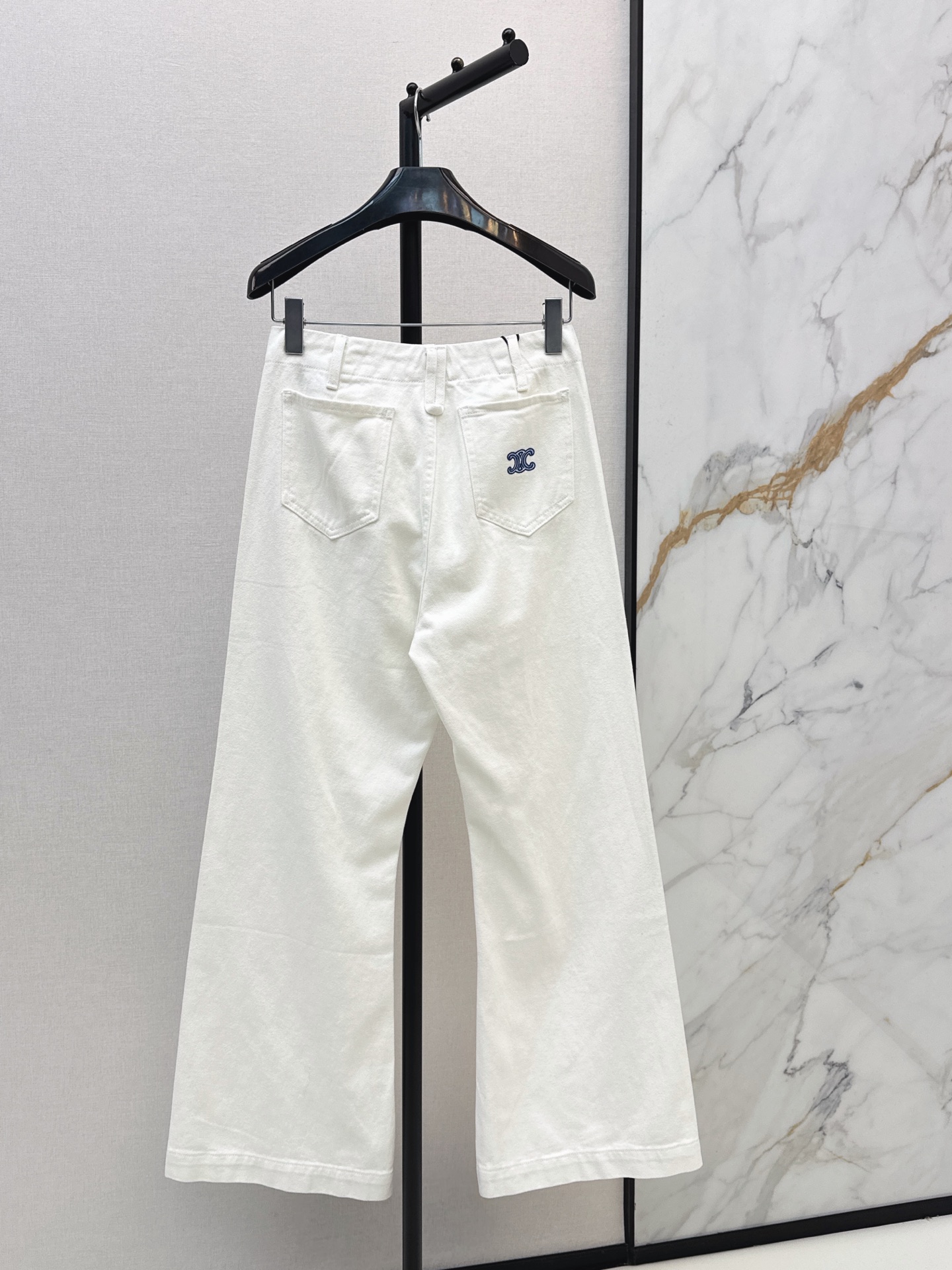 Celi 26fw flared jeans