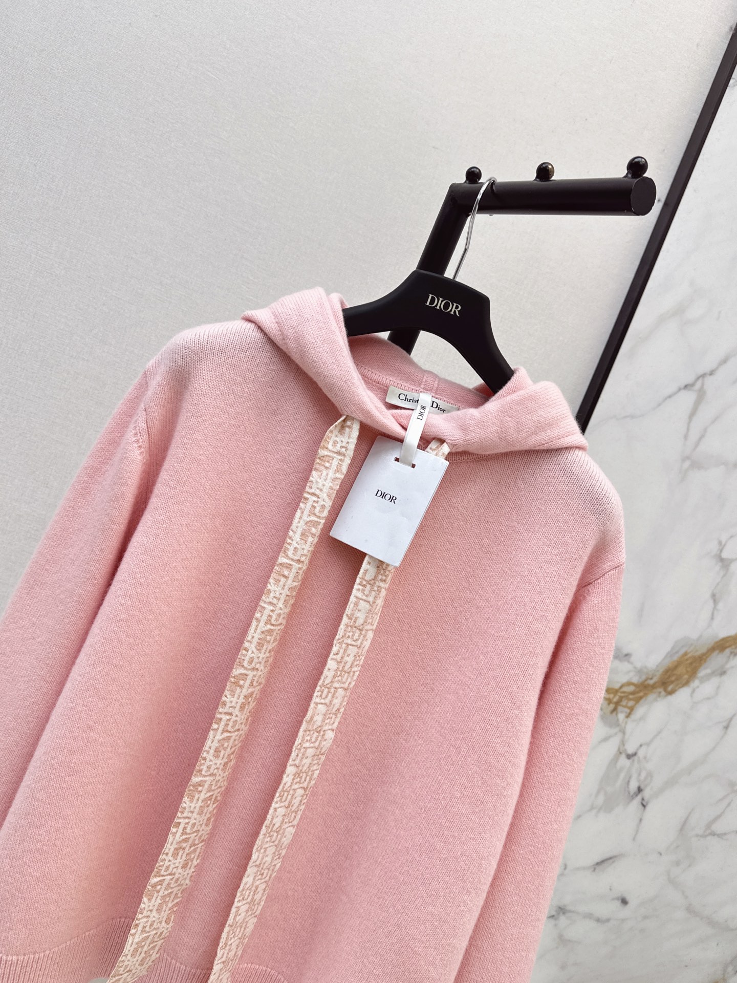 CD 26fw hooded sweater