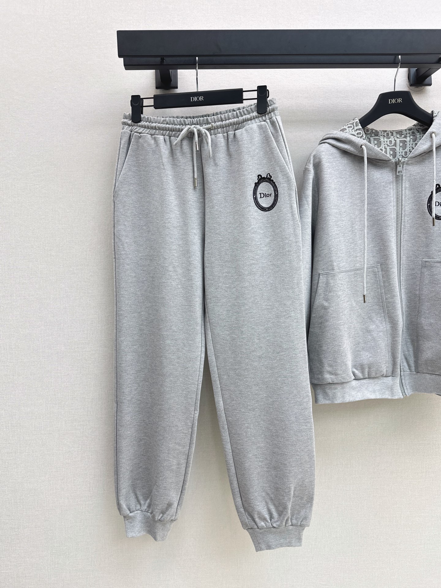 CD 26fw reversible hooded jacket pants sets