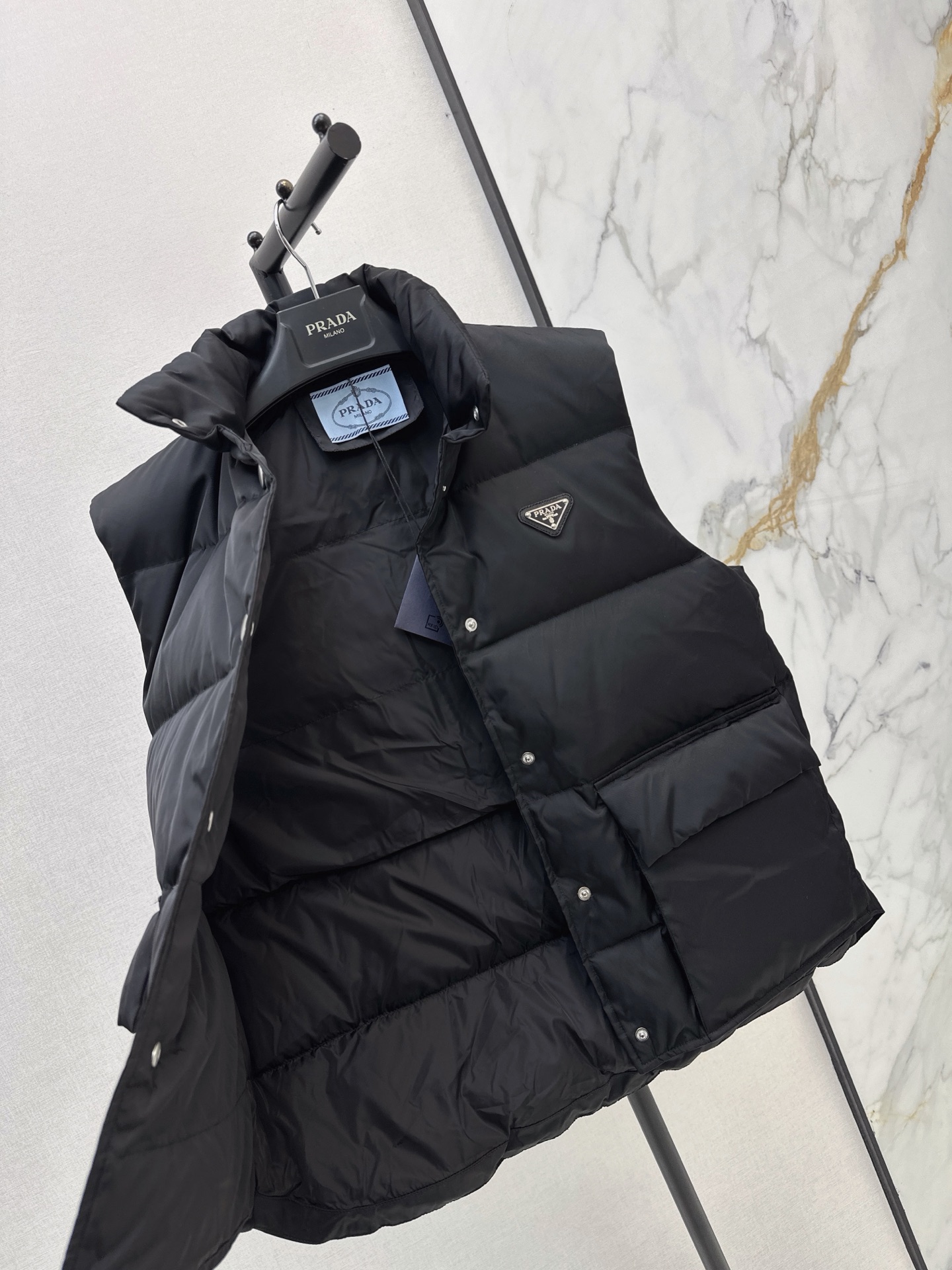 Pra 26fw down vest