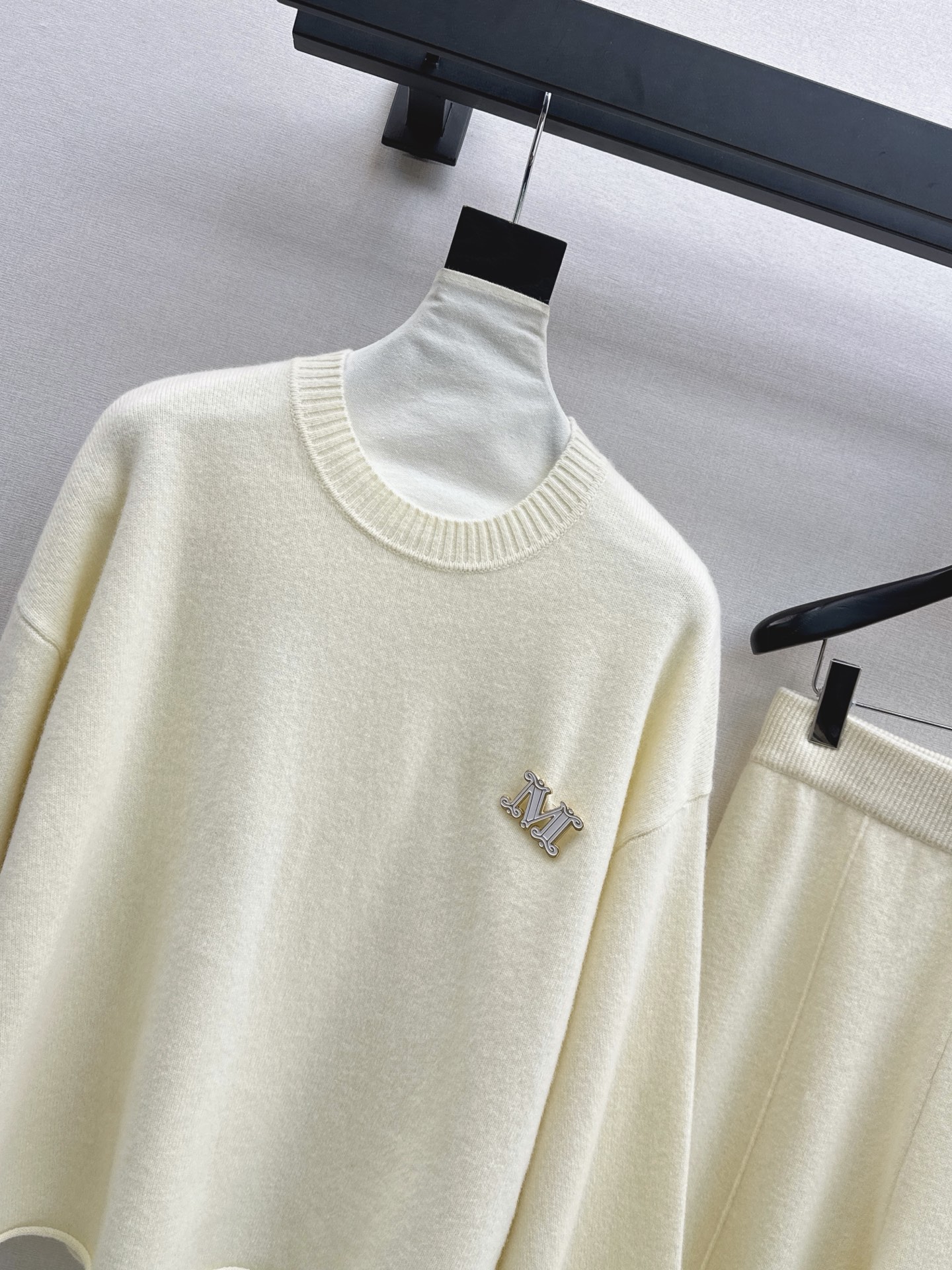 Max 26fw wool sweater pants sents