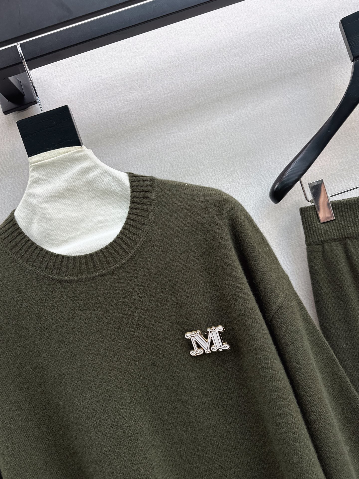 Max 26fw wool sweater pants sents