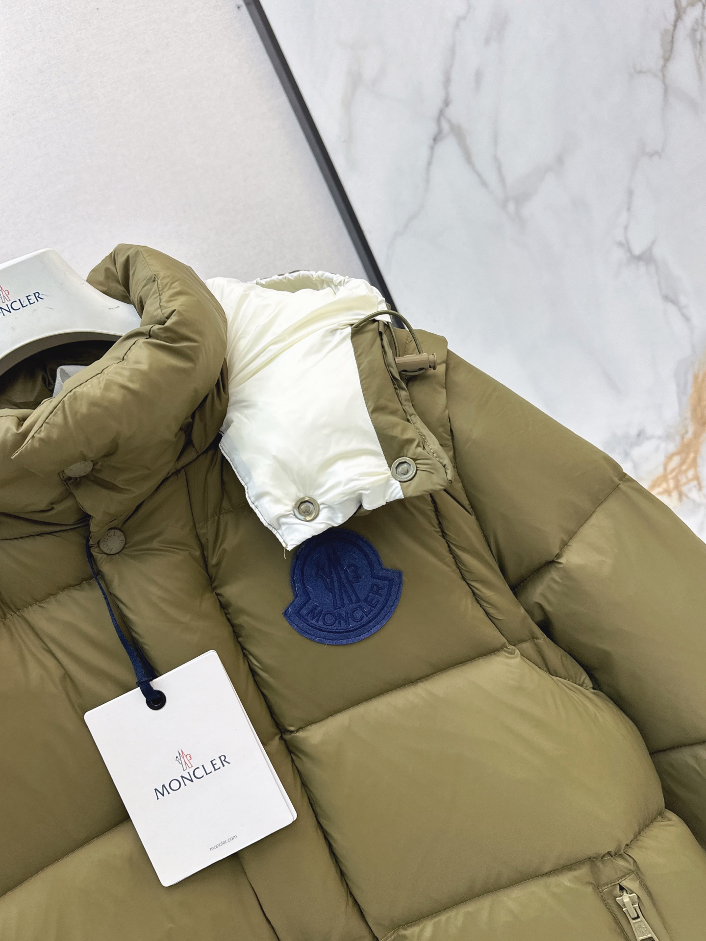 Monc 26fw detachable hooded down jacket