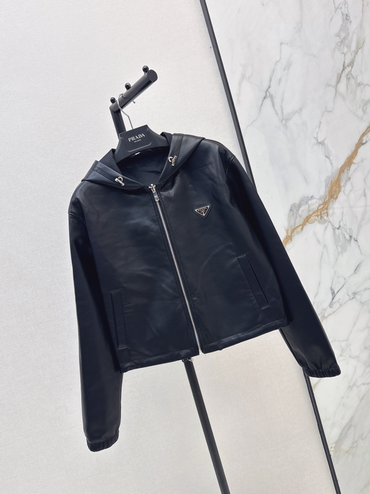 Pra 26fw reversible hooded jacket