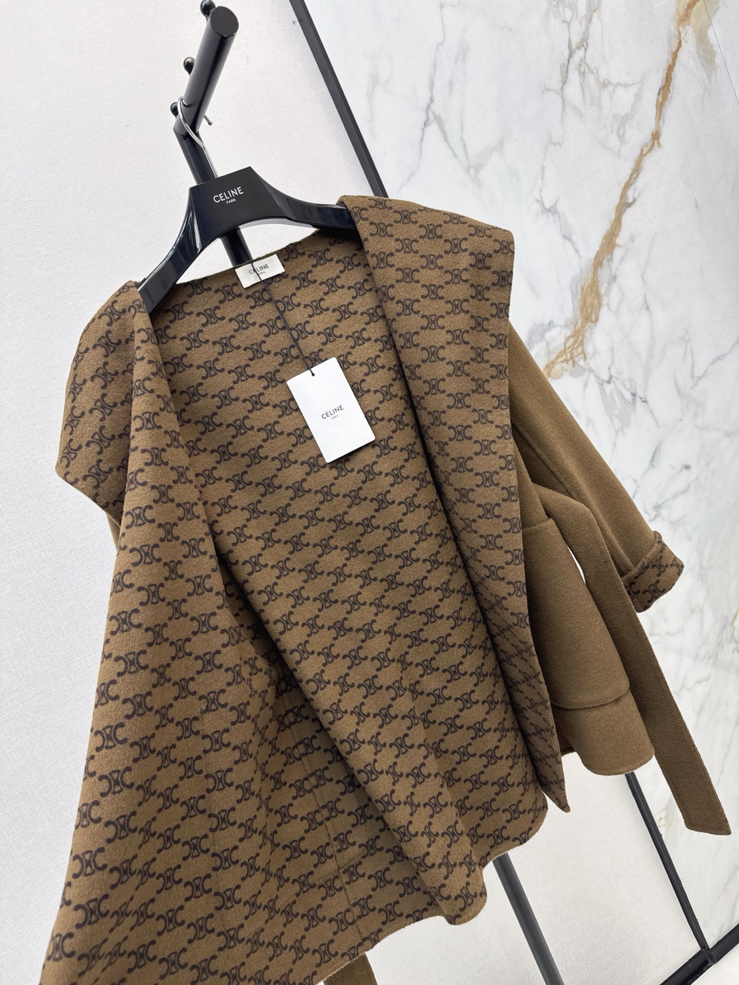 Celi 26fw cropped woolen overcoast
