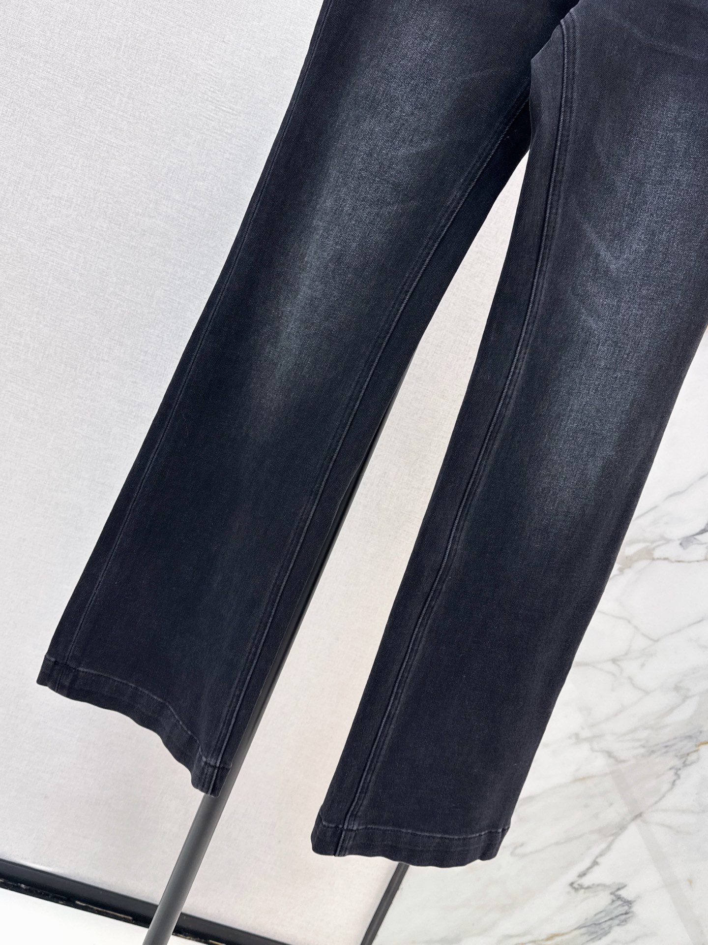 Pra 26fw flared jeans