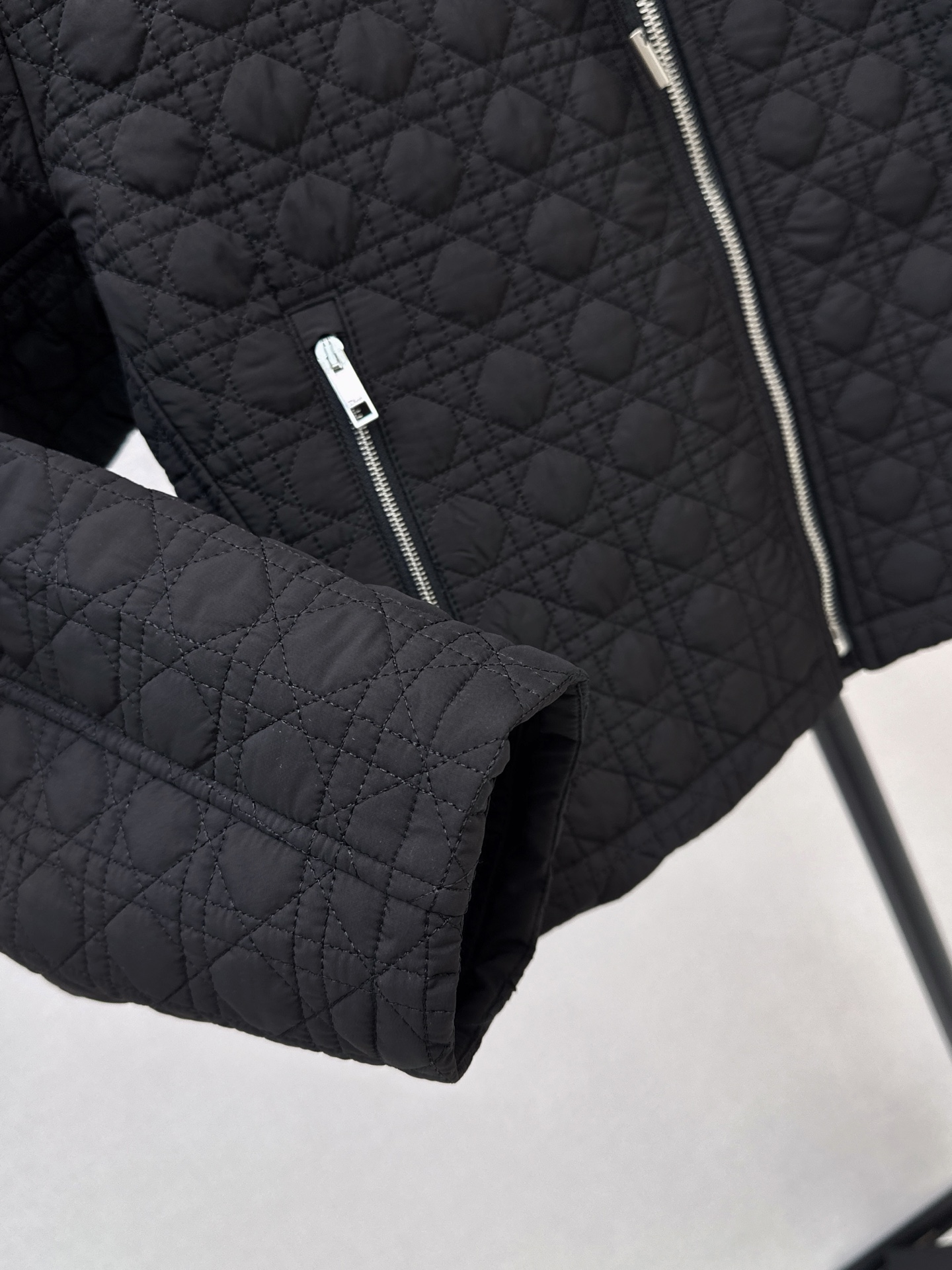 CD 26fw hooded padded jacket