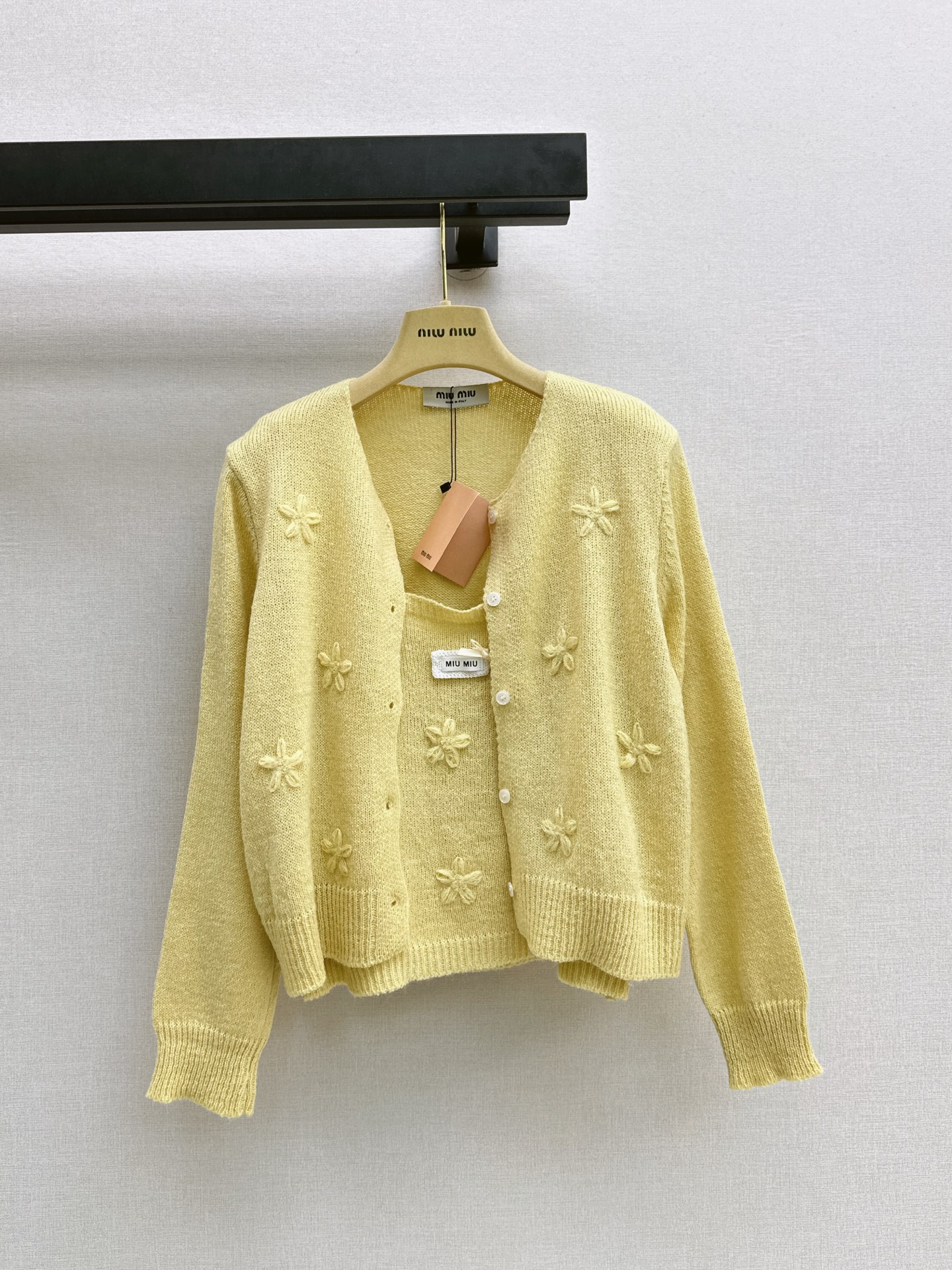 Miu 26fw knit camisole cardigan sets