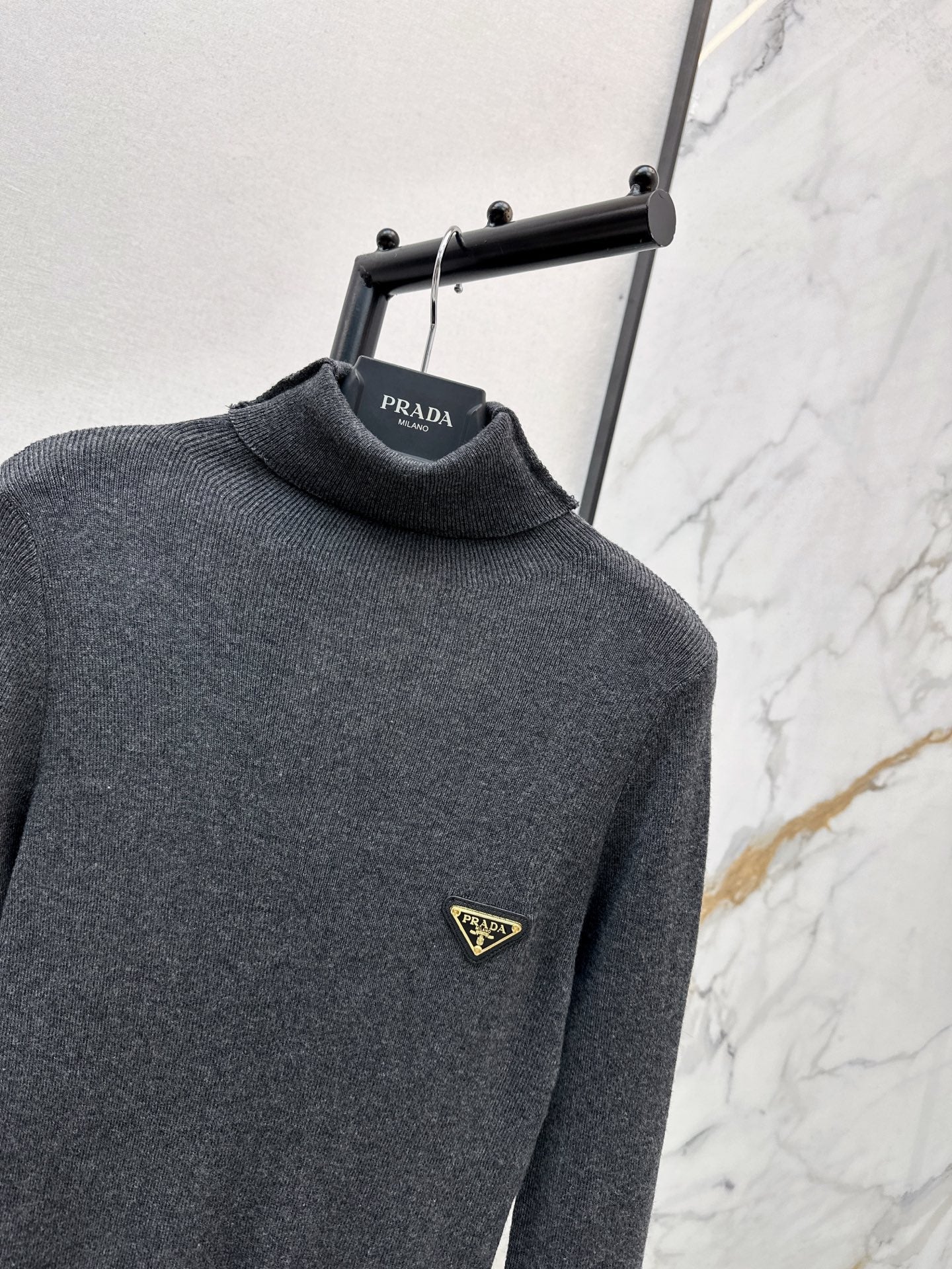 Pra 25fw base layer