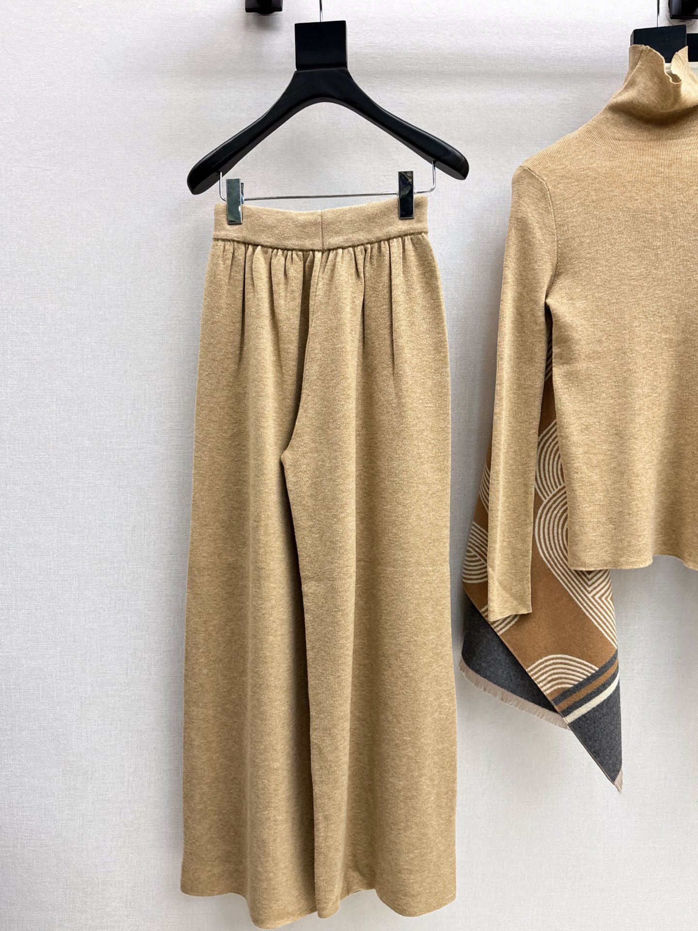 Her 26fw 3pcs knit basic tee shawls pants sets
