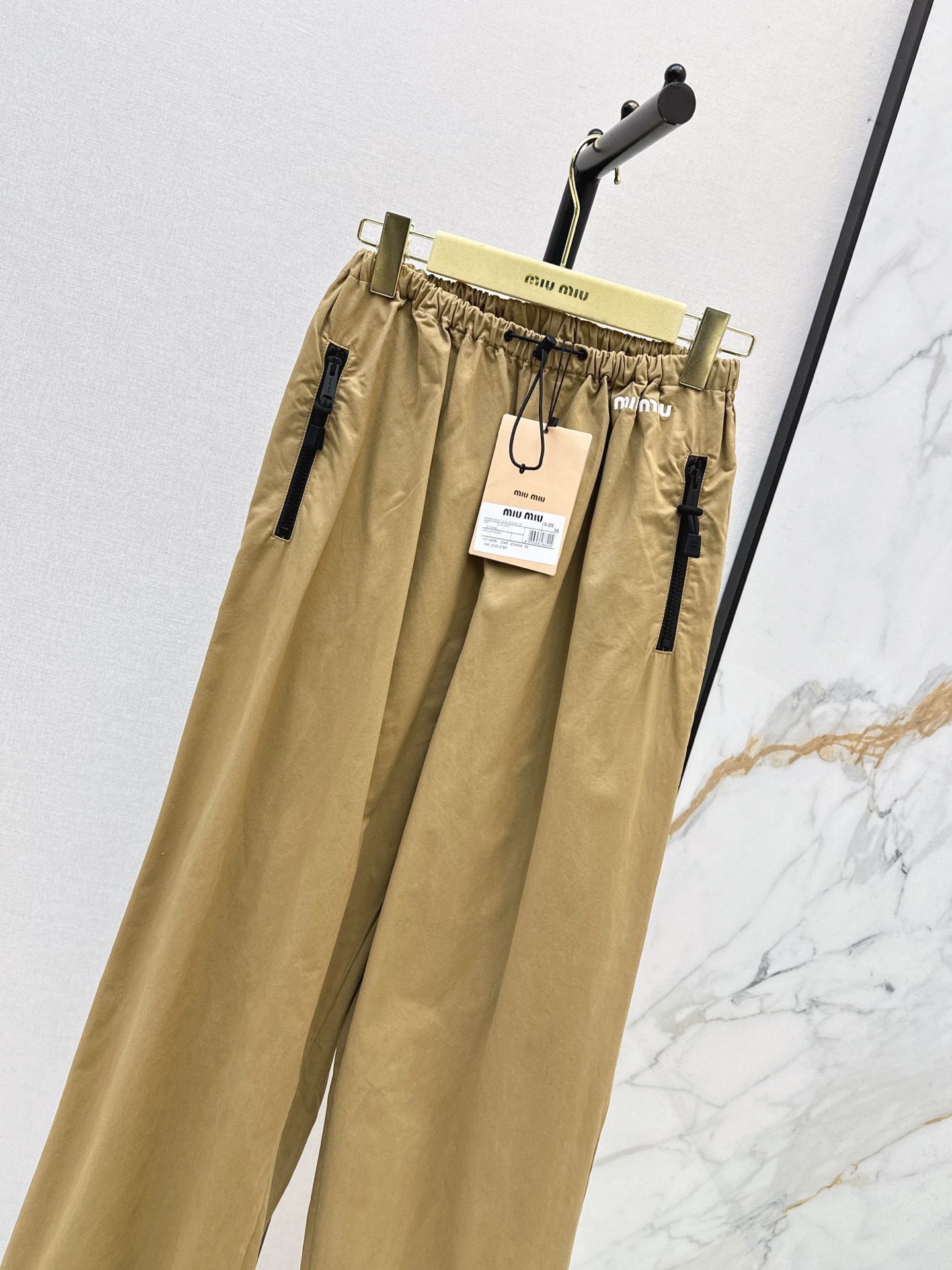 Miu 26fw casual pants
