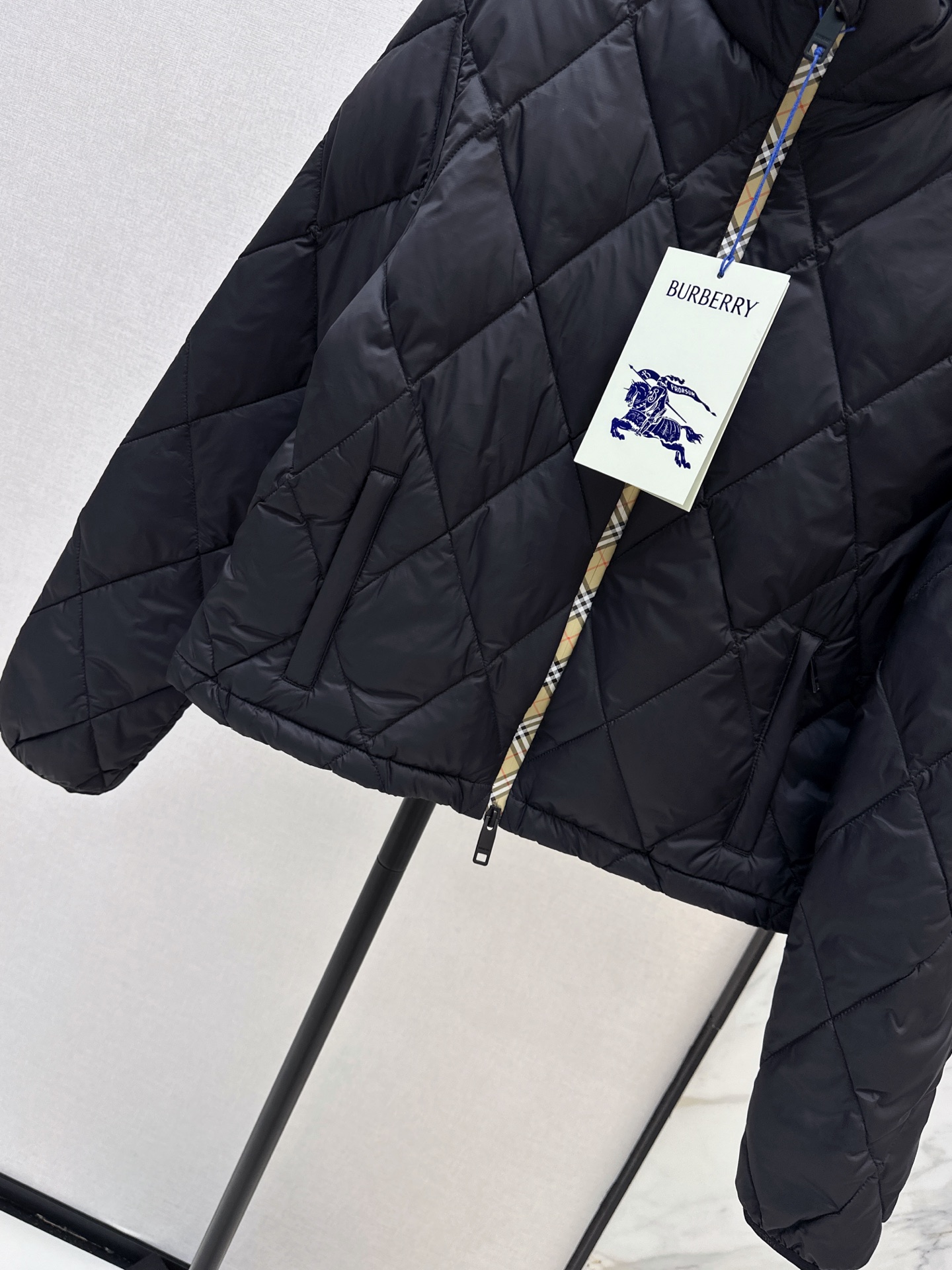 Bur 26fw down jacket
