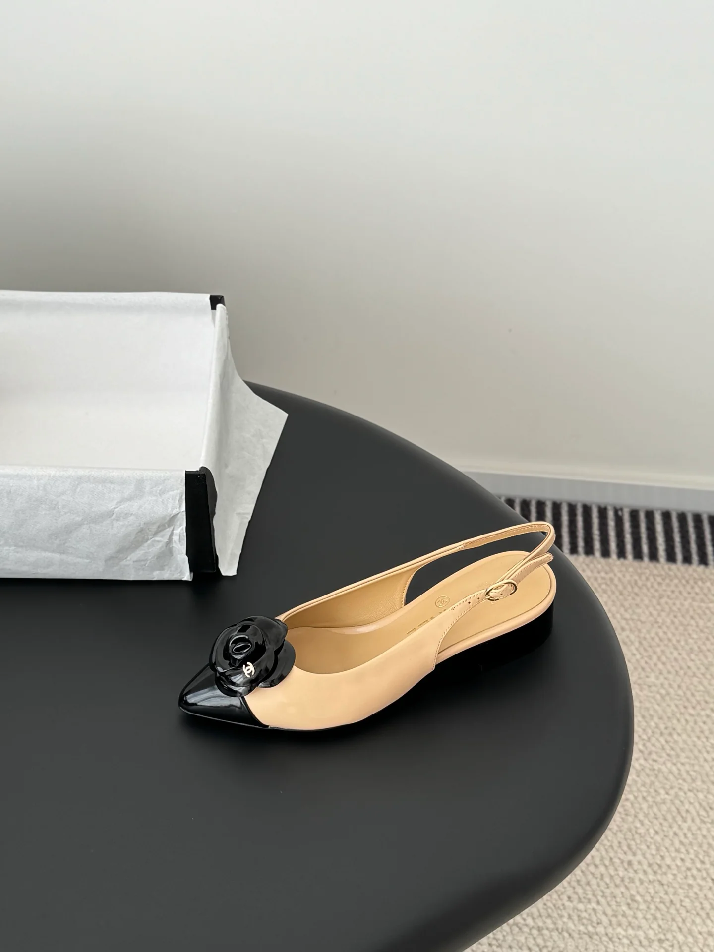 Chan 26ss slingback flats