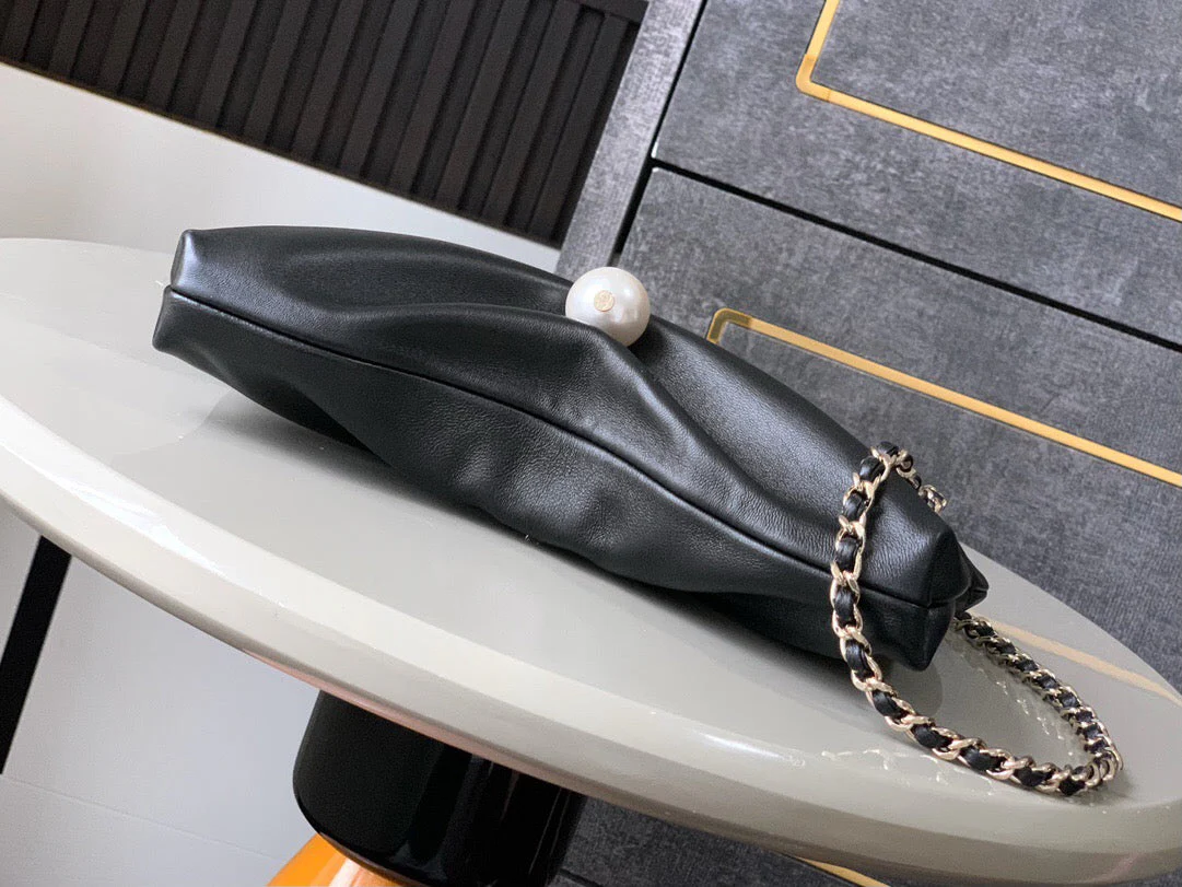 Ch 22bag black
