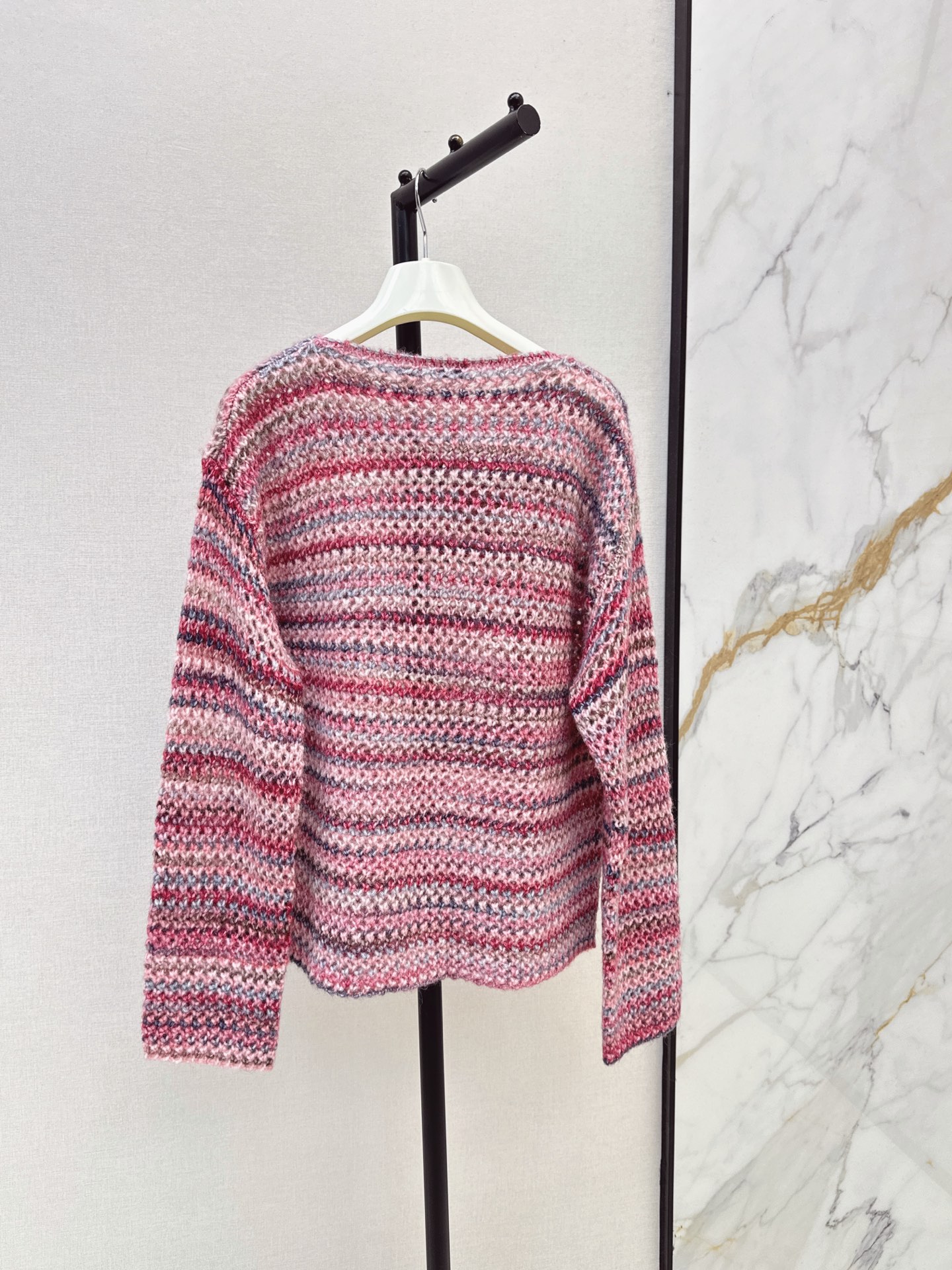 Loe 26fw stripe hollow knit sweater