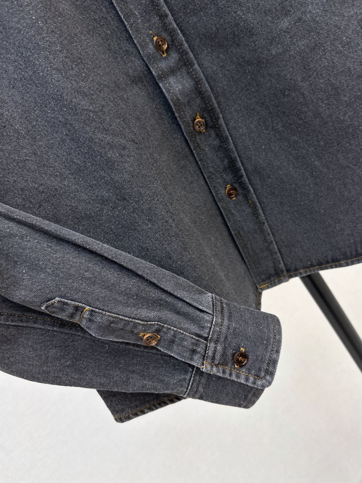 Loe 26fw denim shirt