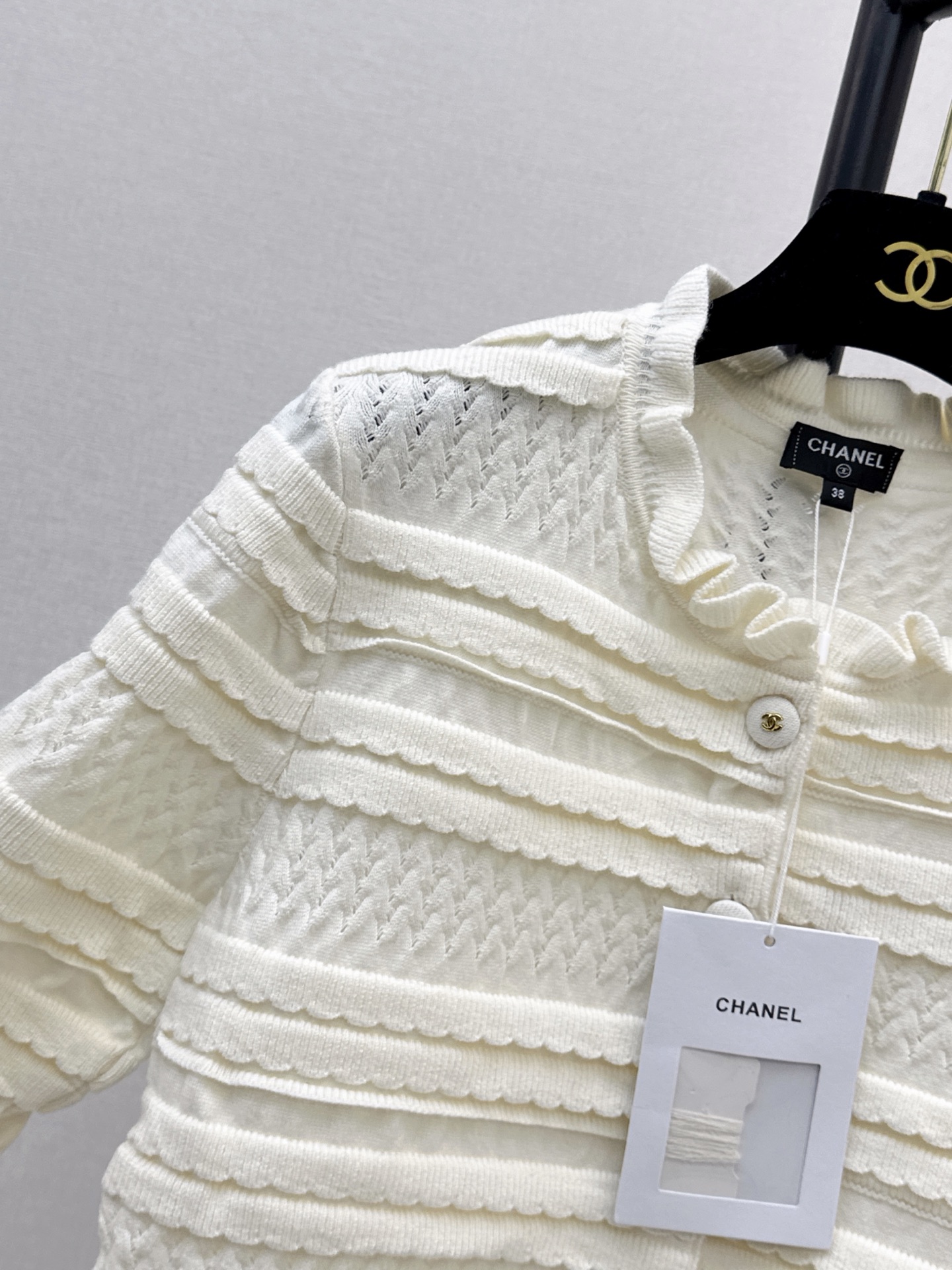 Chan 26fw ruffle knit cardigan