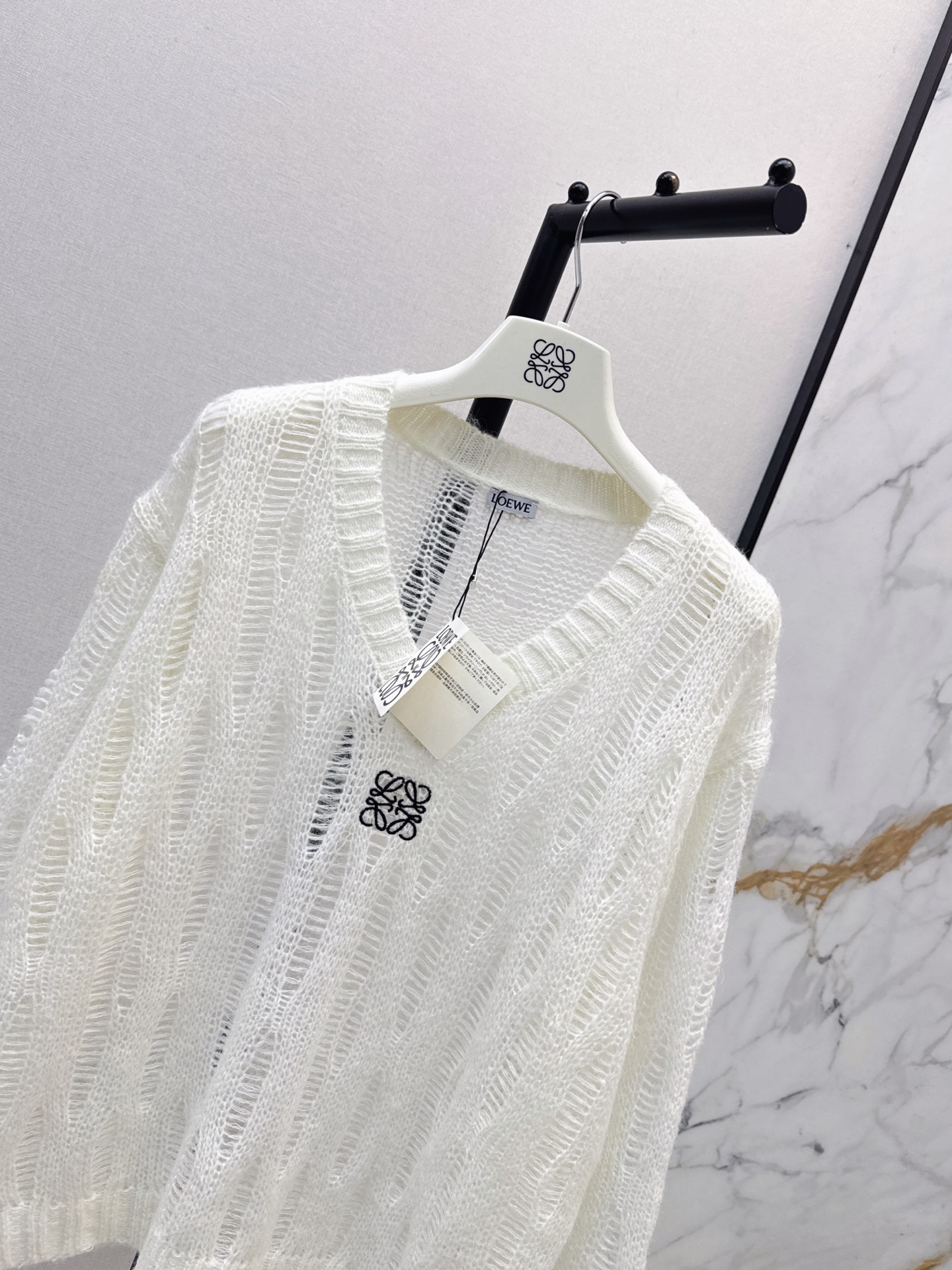 Loe 26fw hollow knit sweater