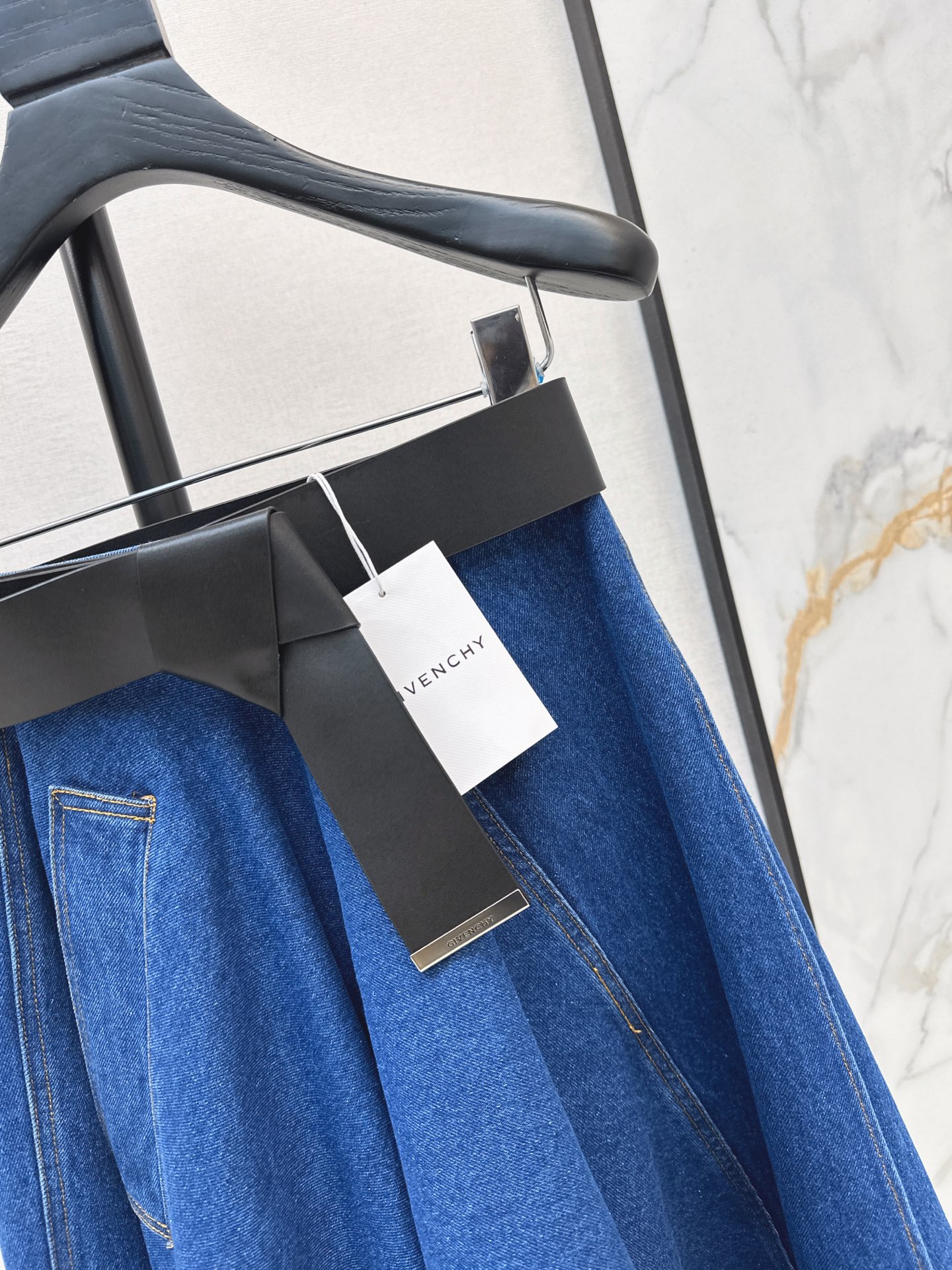 Giv 26fw asymmetric denim skirt