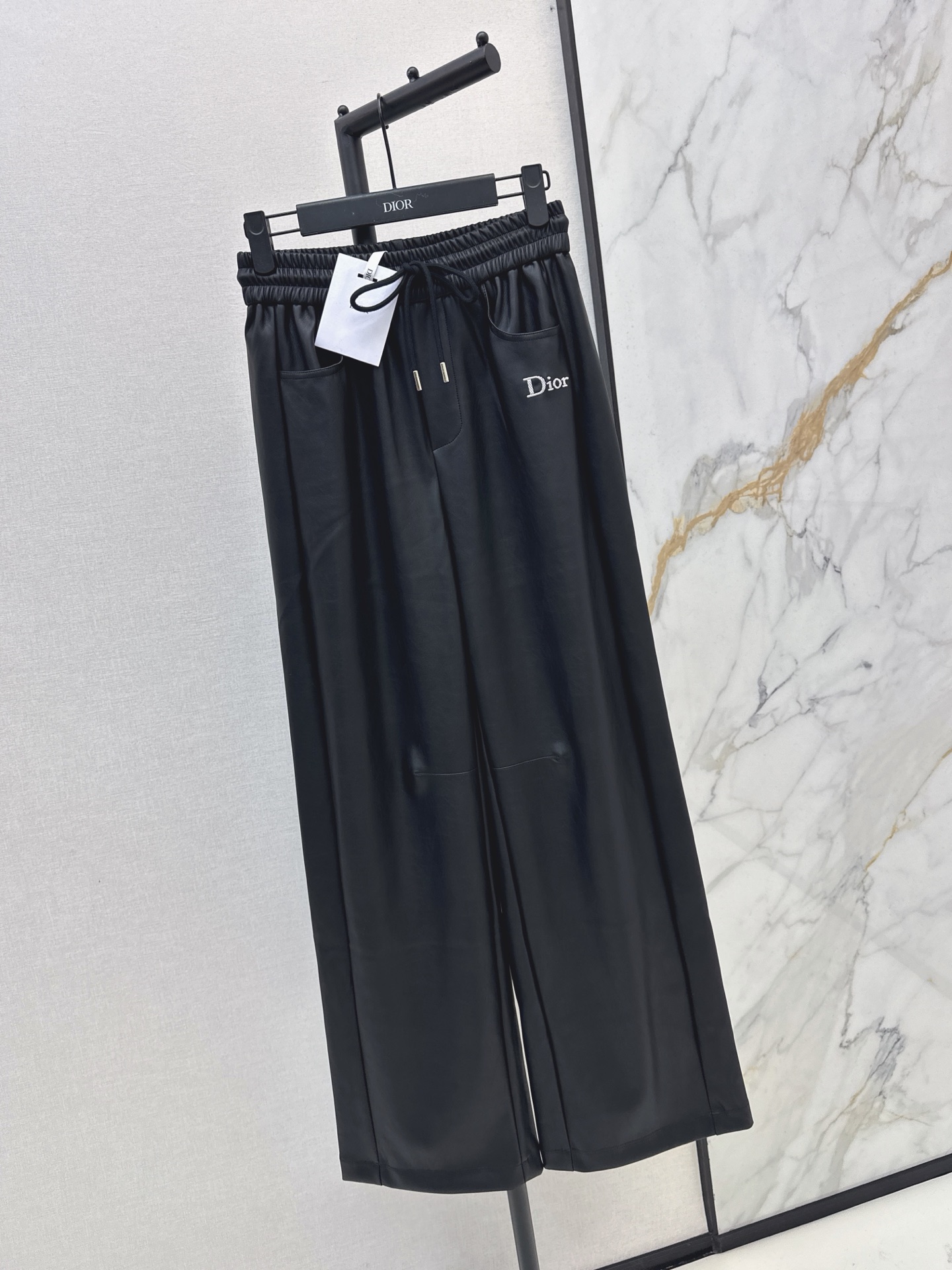 CD 26fw pu straight-leg pants