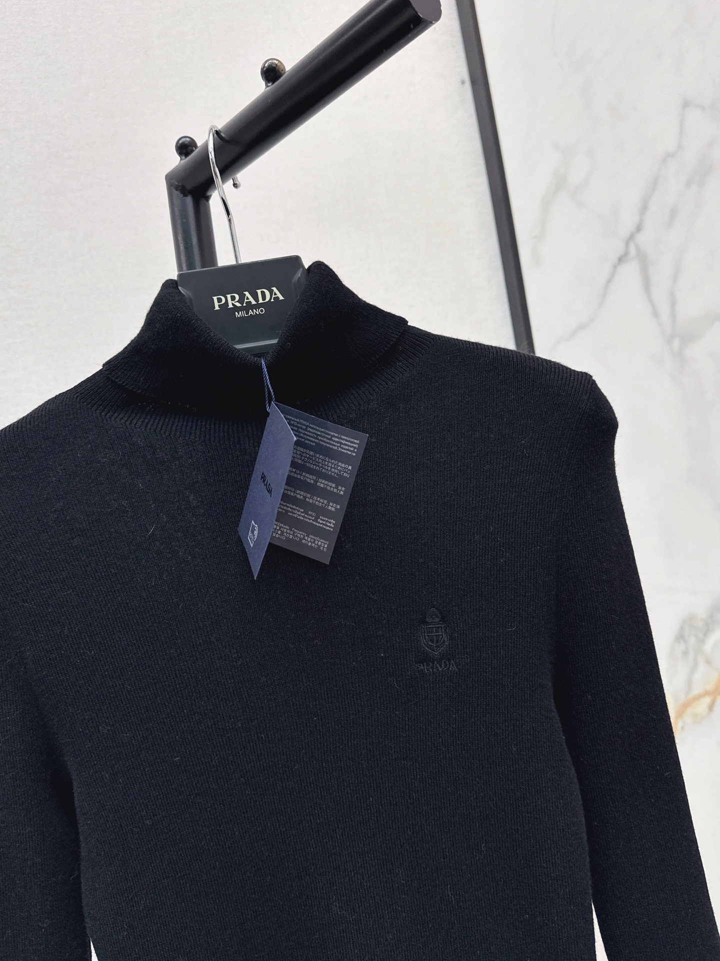 Pra 26fw knit high neck basic tee