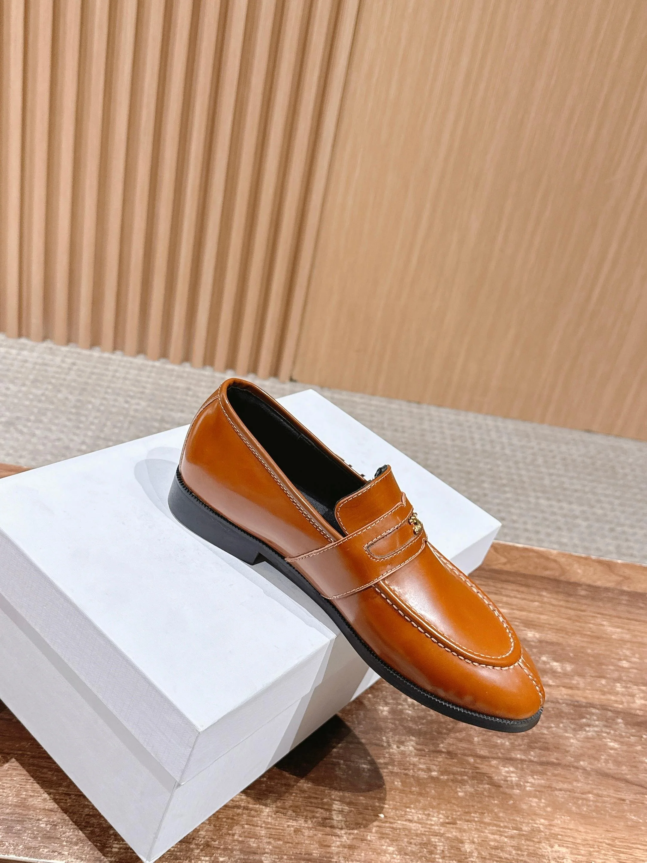Celi 25fw loafer shoes