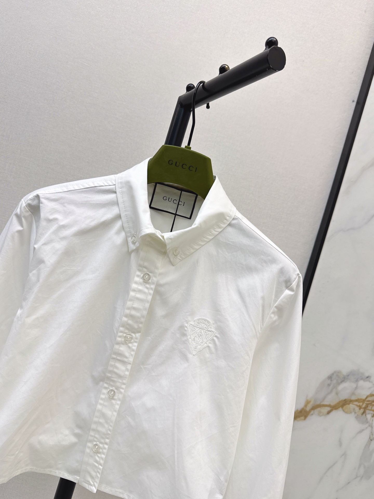 Guc 26fw cropped shirt