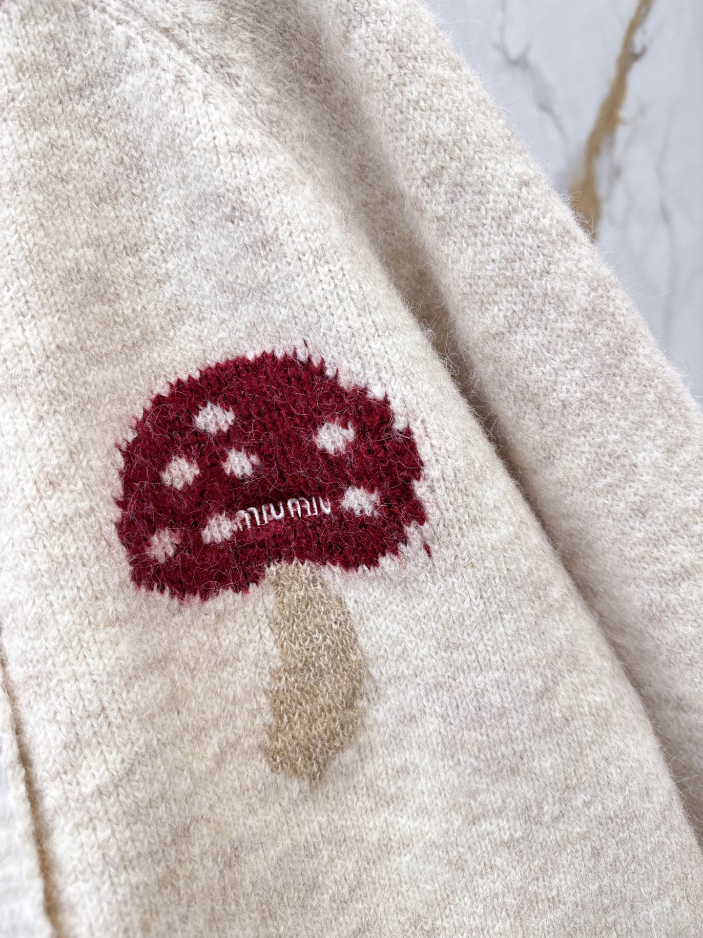 Miu 26fw jacquard knit cardigan