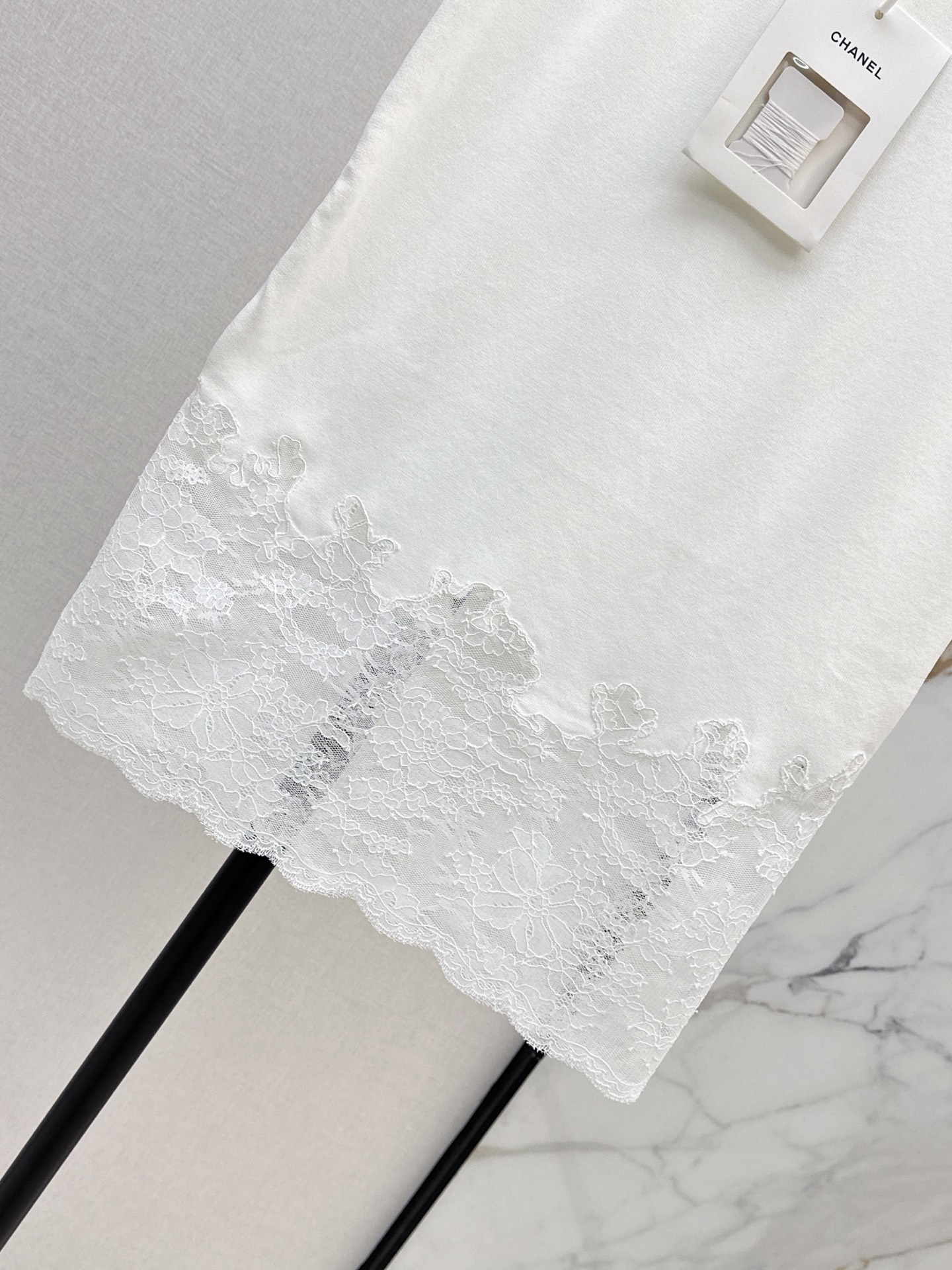Chan 26fw contract lace skirt