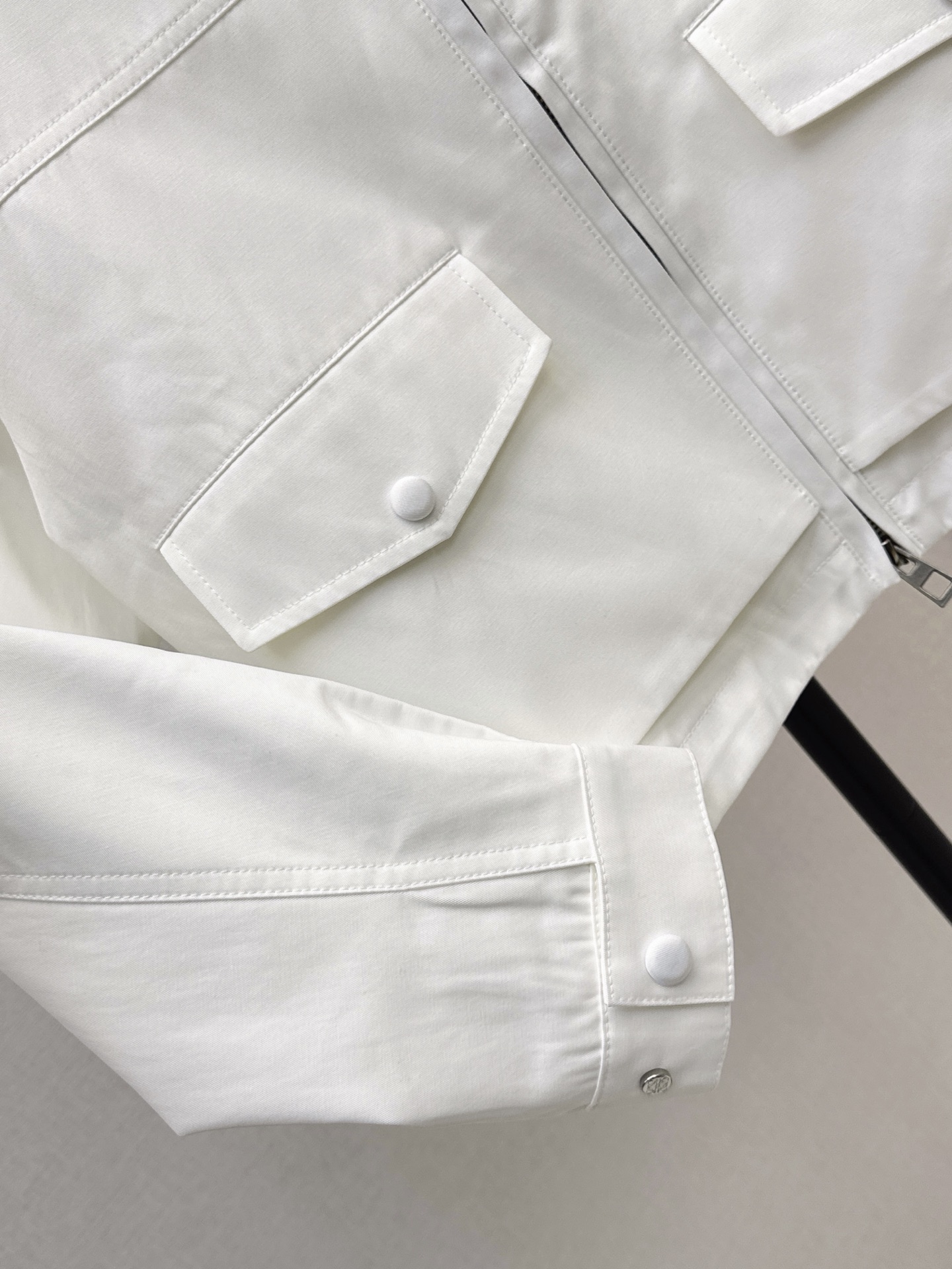 Loe 26FW Cropped Denim Jacket