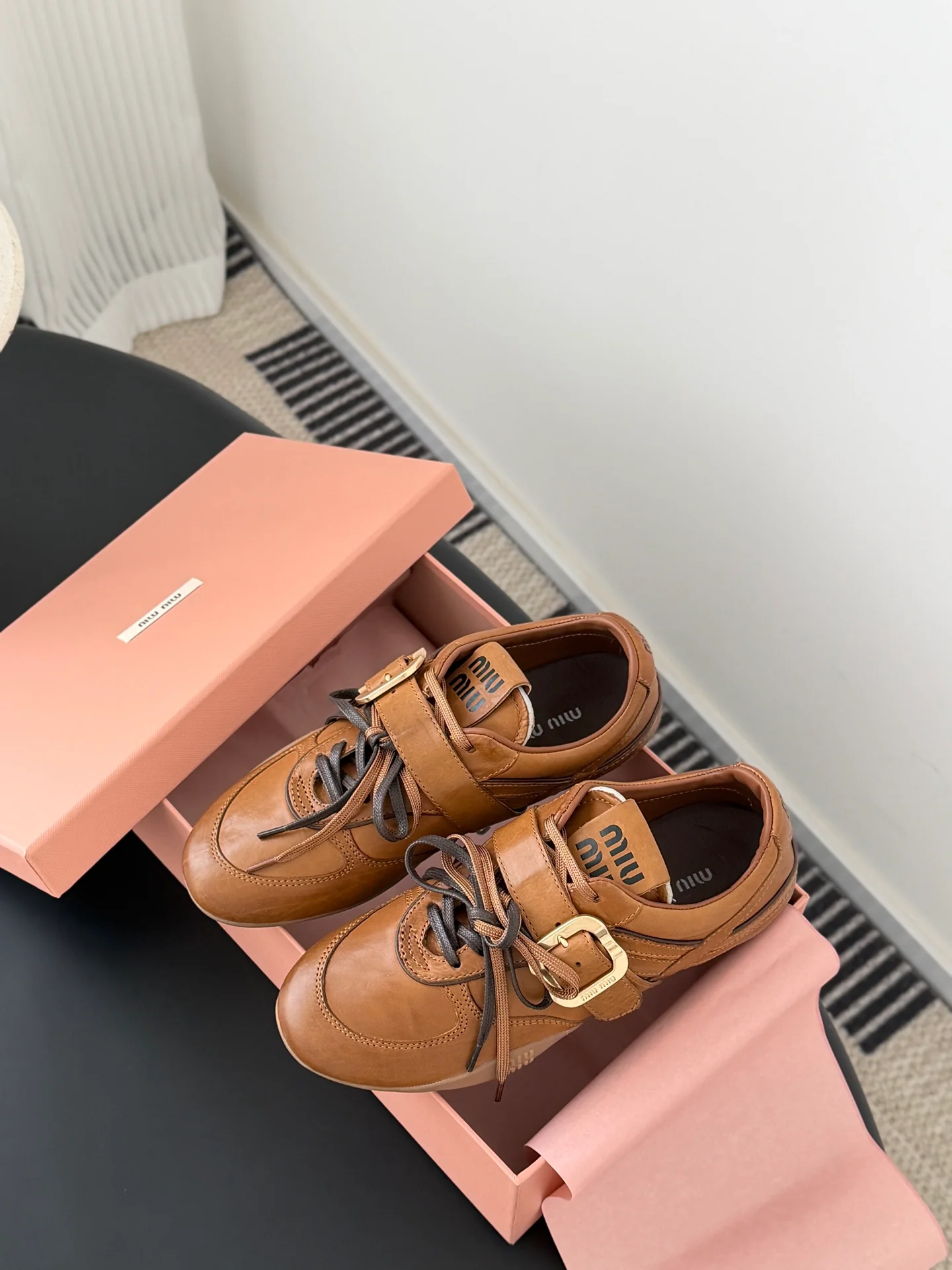 Miu 26ss casual seakers