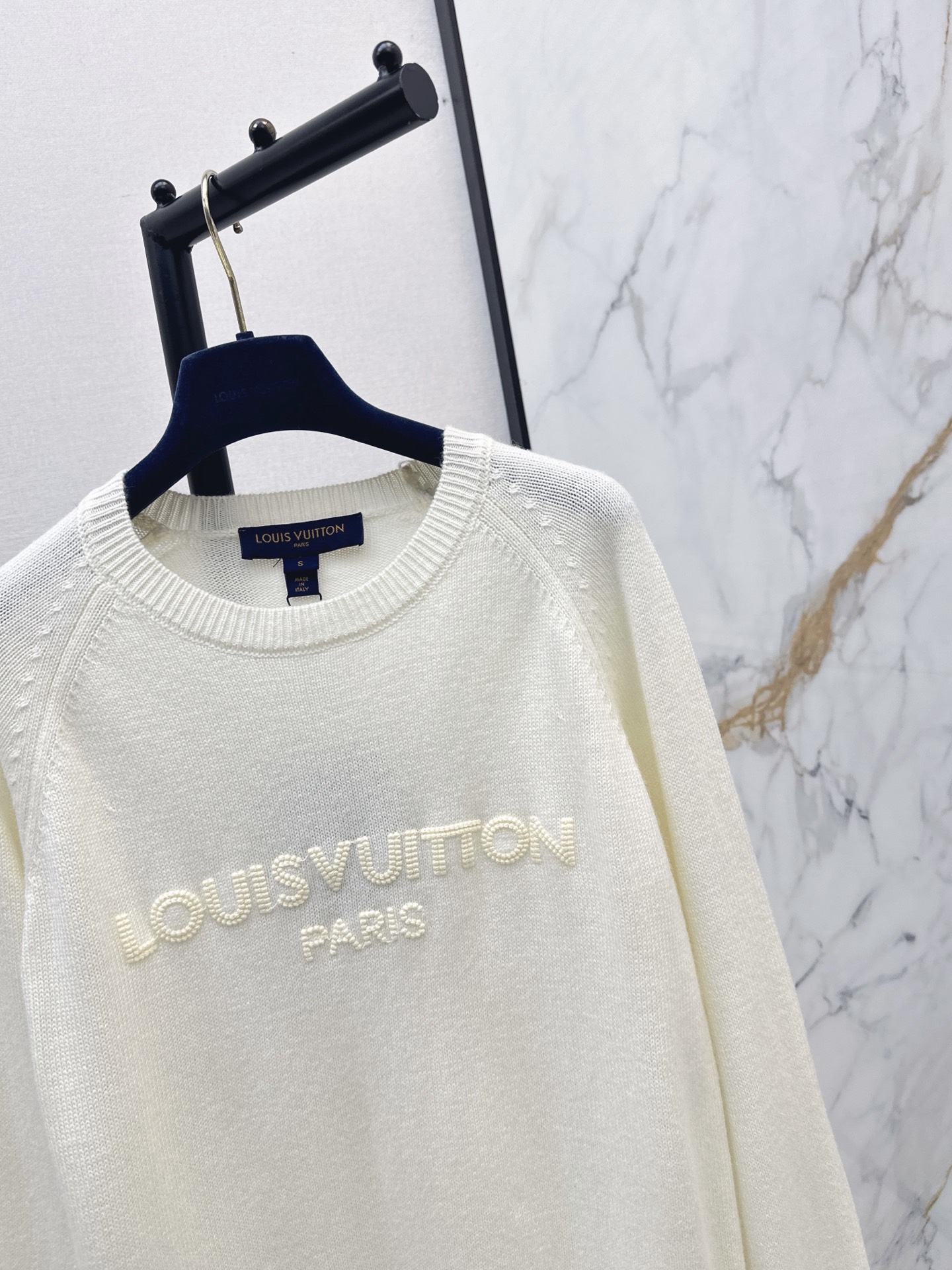 Loui 26fw embroidery sweater