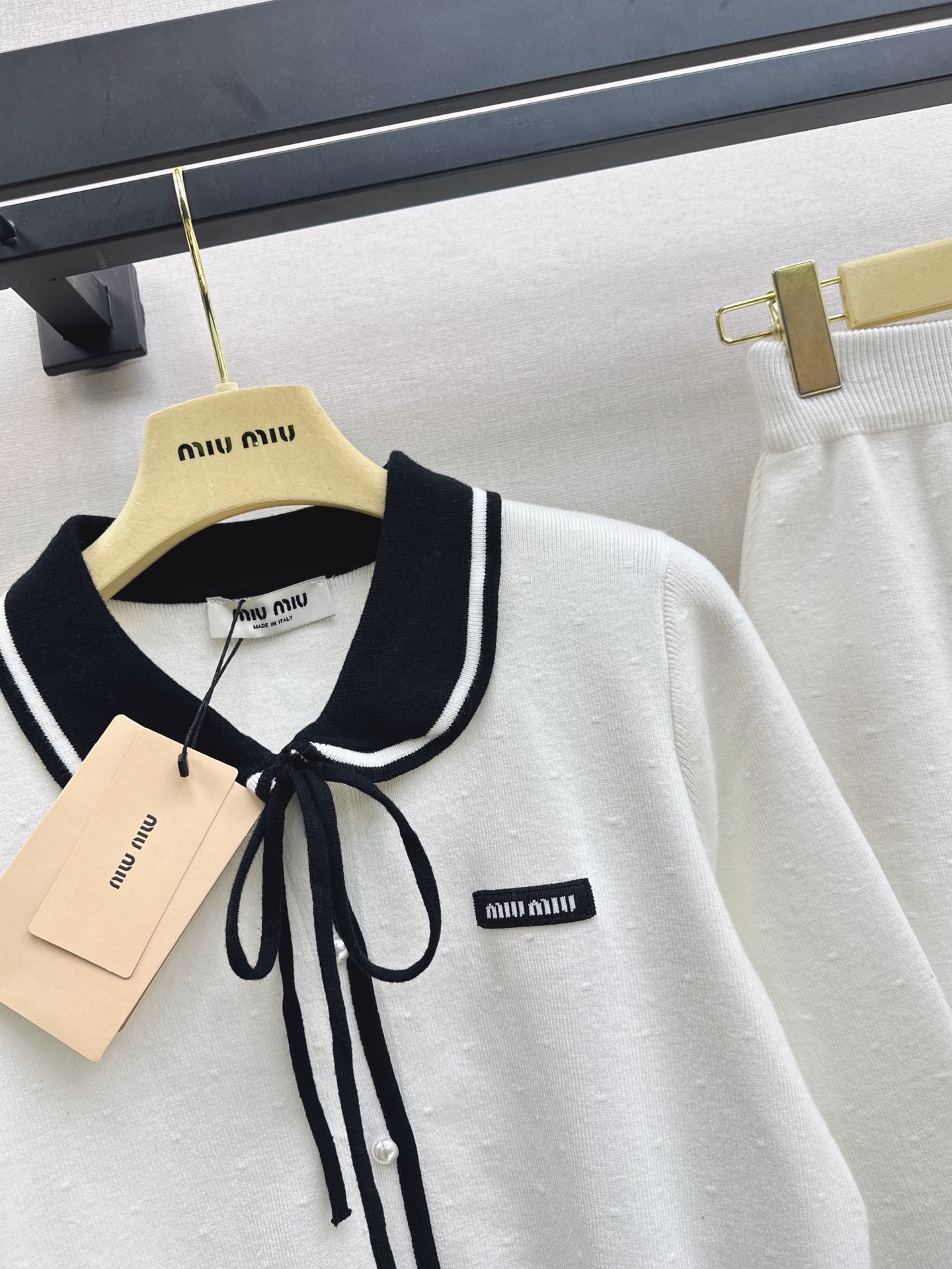Miu 26fw bow cardigan skirt sets