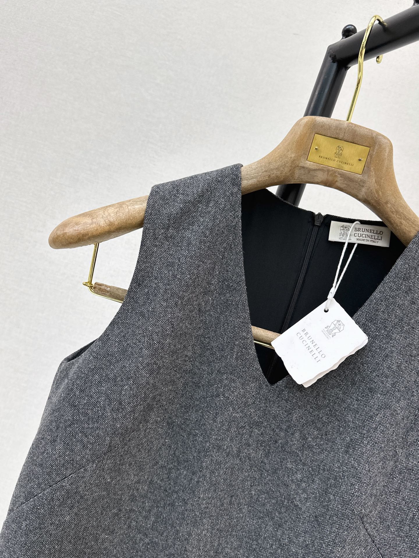 Brun 26fw sleeveless dress