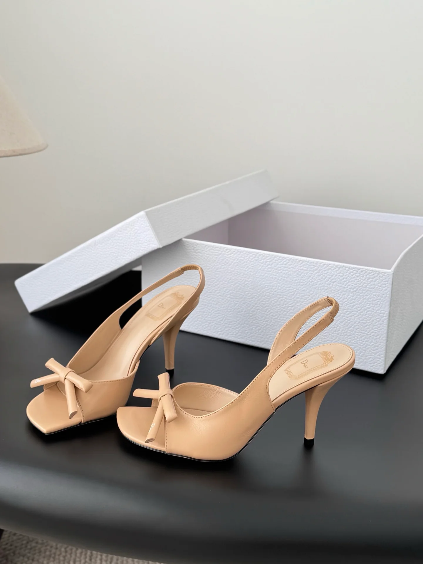 CD 26ss slingback heels