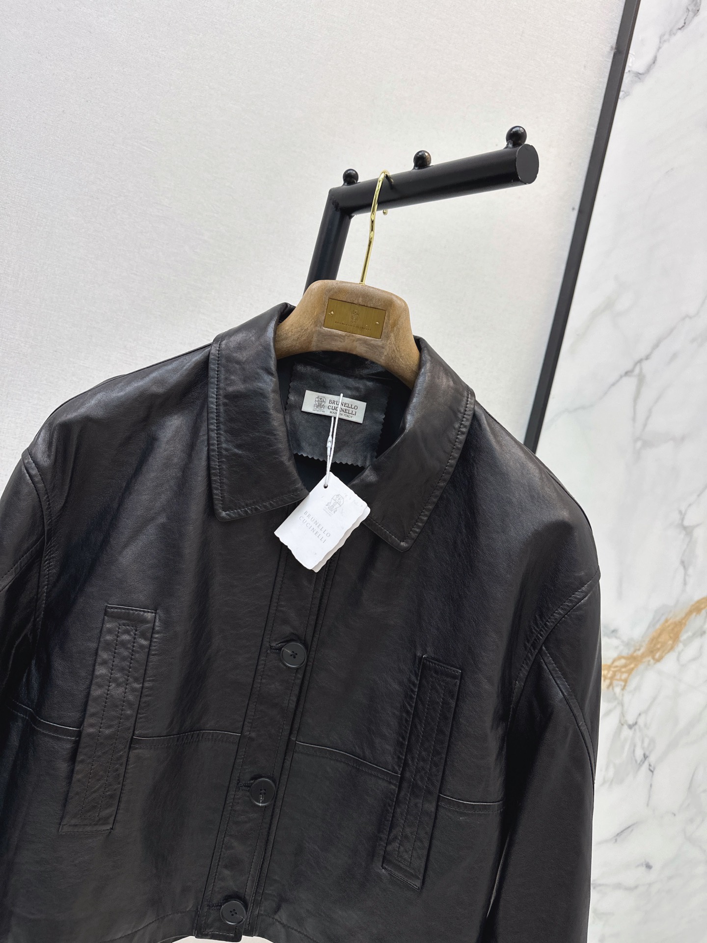 Brun 26fw cropped leather jacket