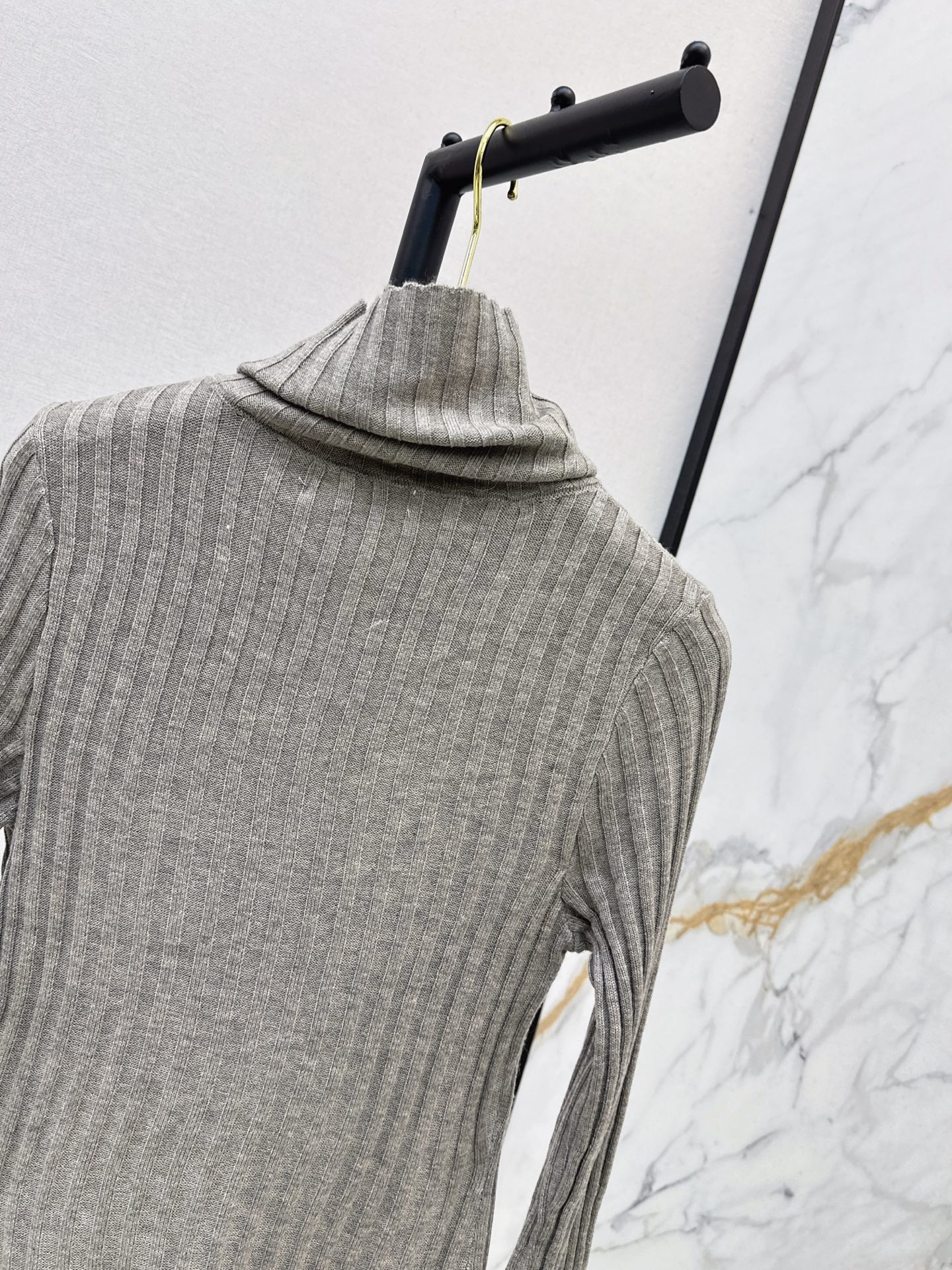 Chan 26fw slim-fit stand collar knitwear