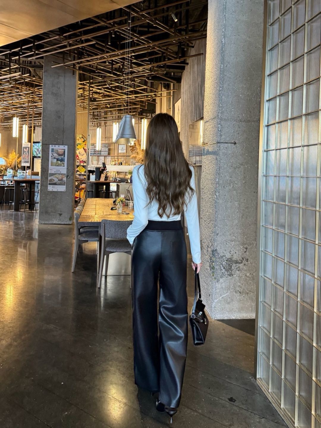 Miu 26fw pu drawstring pants