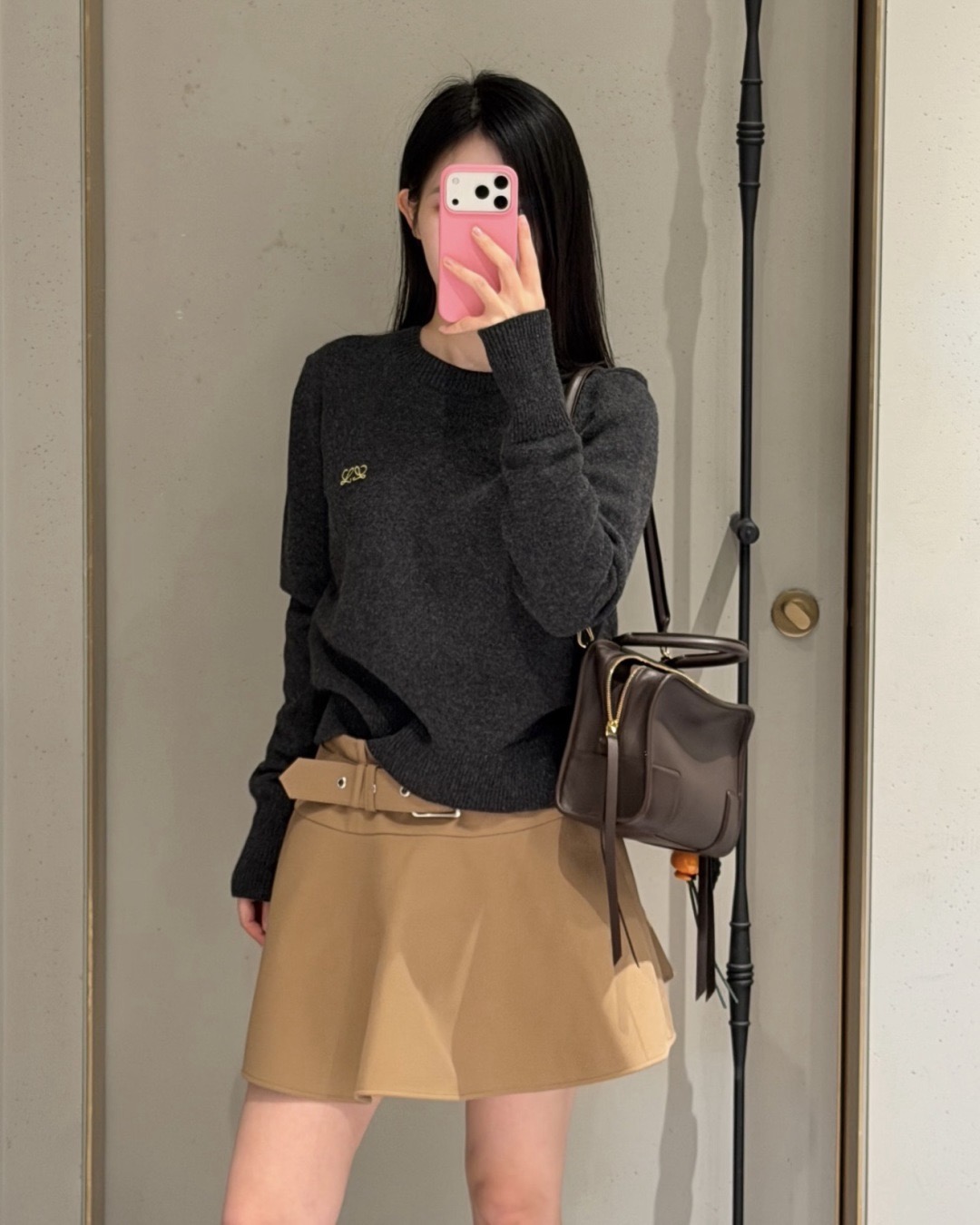 Loe 26fw belted mini skirt