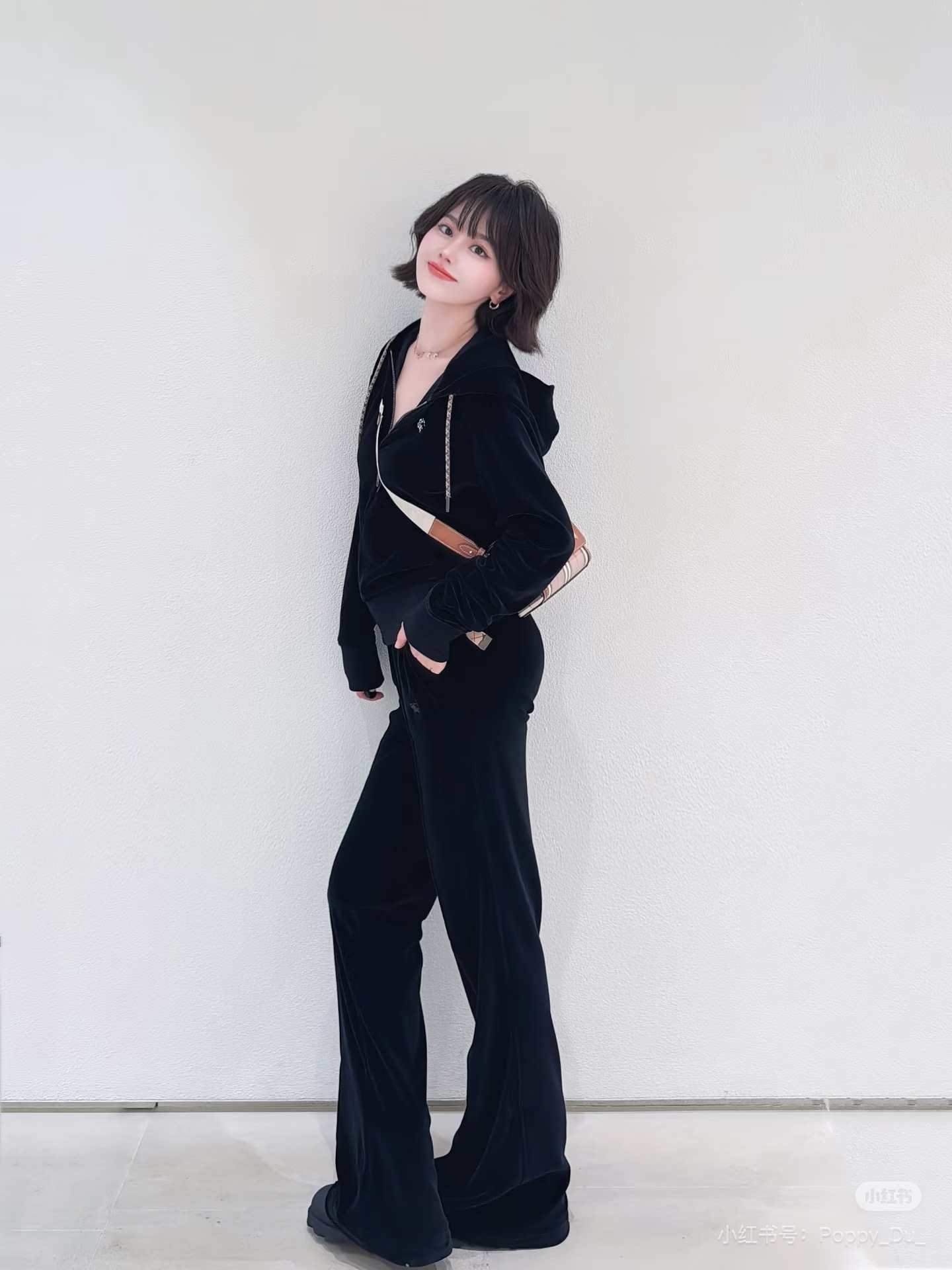 Bur 26fw velvet hooded jacket pants sets