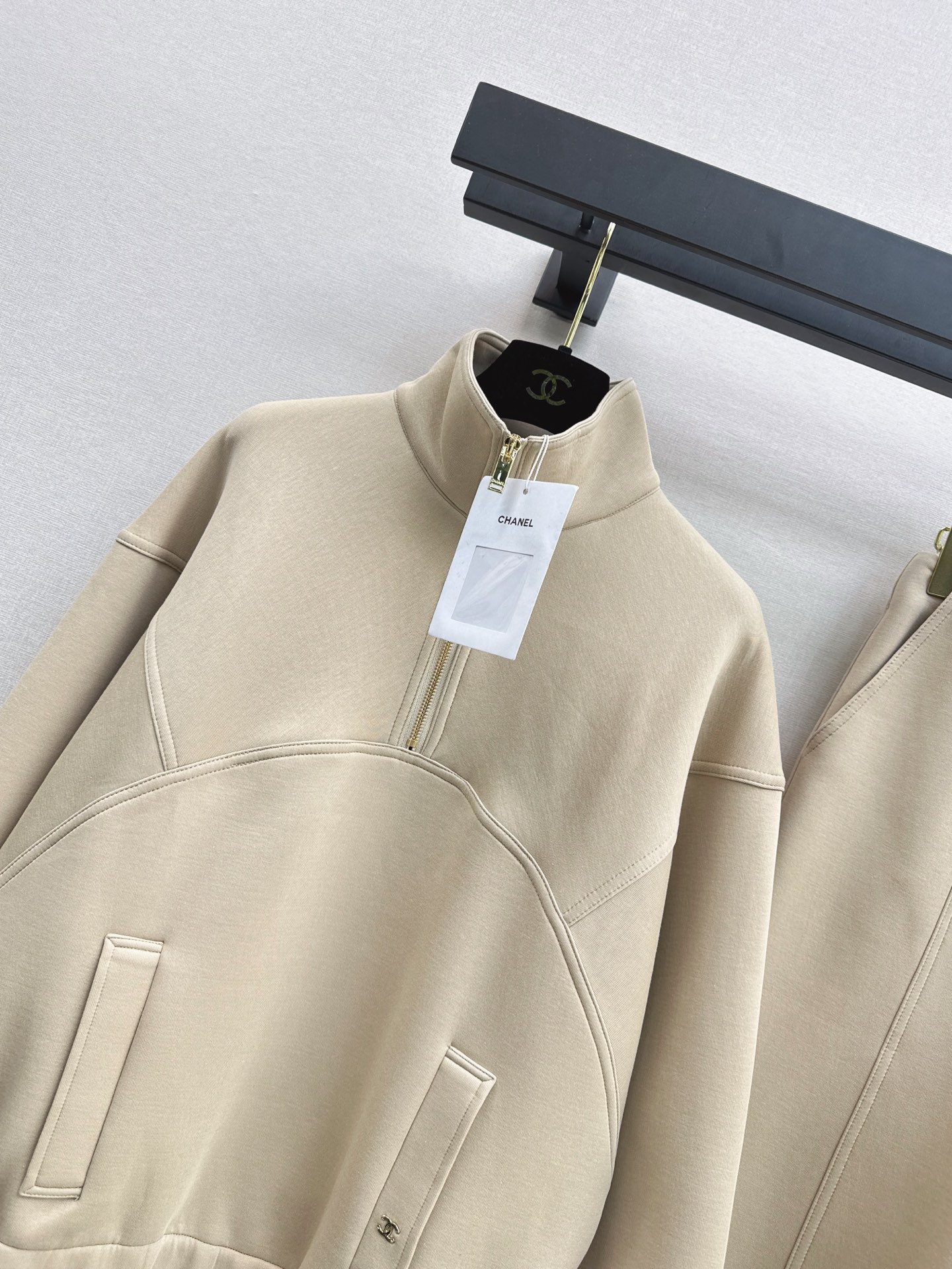 Chan 26fw zip-up sweatshirt skirt sets
