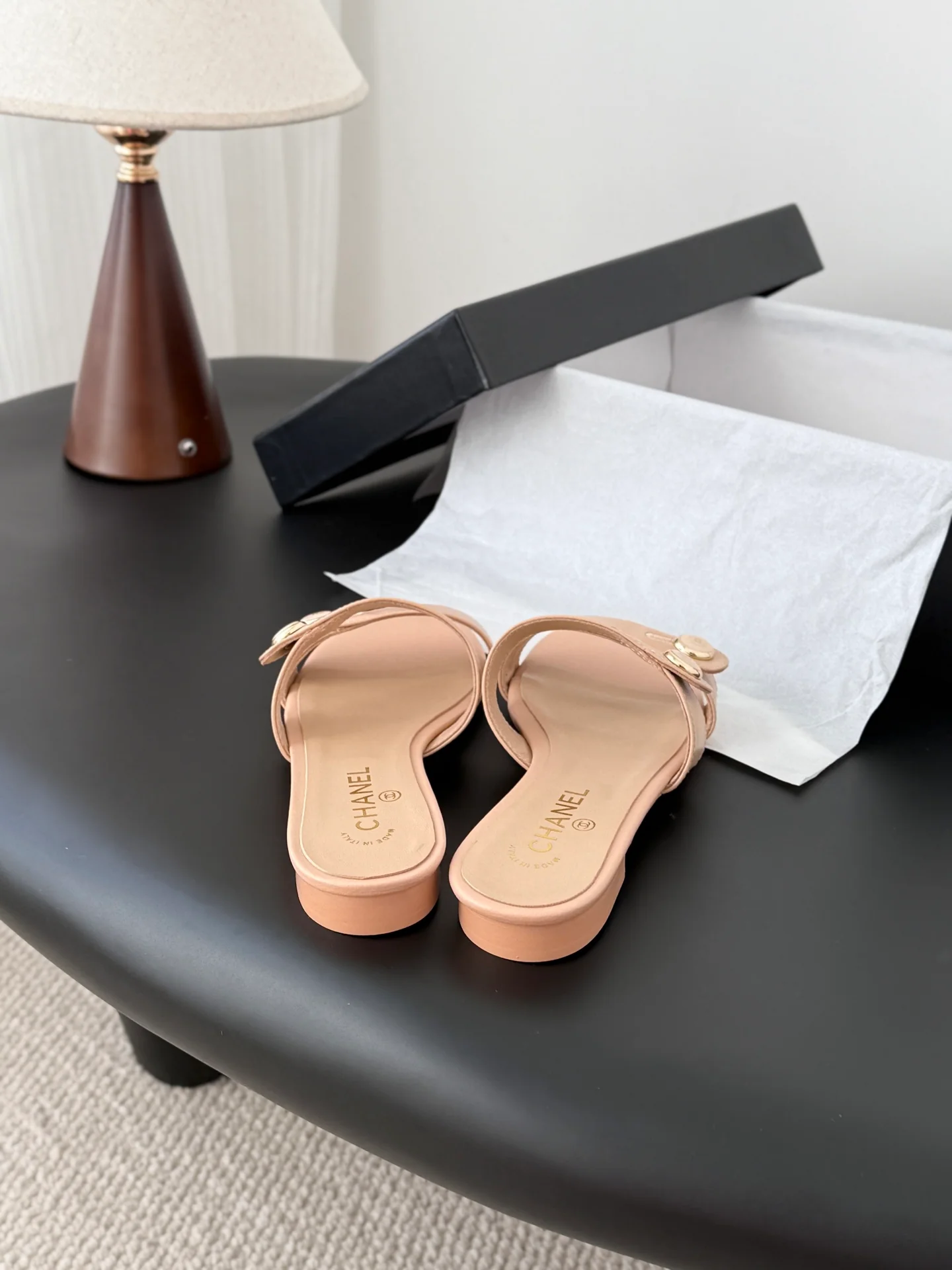 Chan 26ss sandals